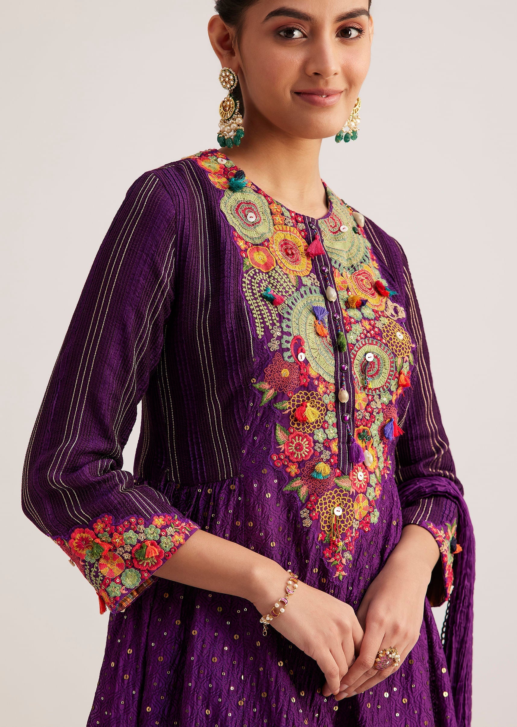 purple_silk_kurta_set_with_resham_embroidery_and_dupatta-sg291906_8_e61e5d7e-2ad2-46fd-877d-5011a2ca7d4d.jpg