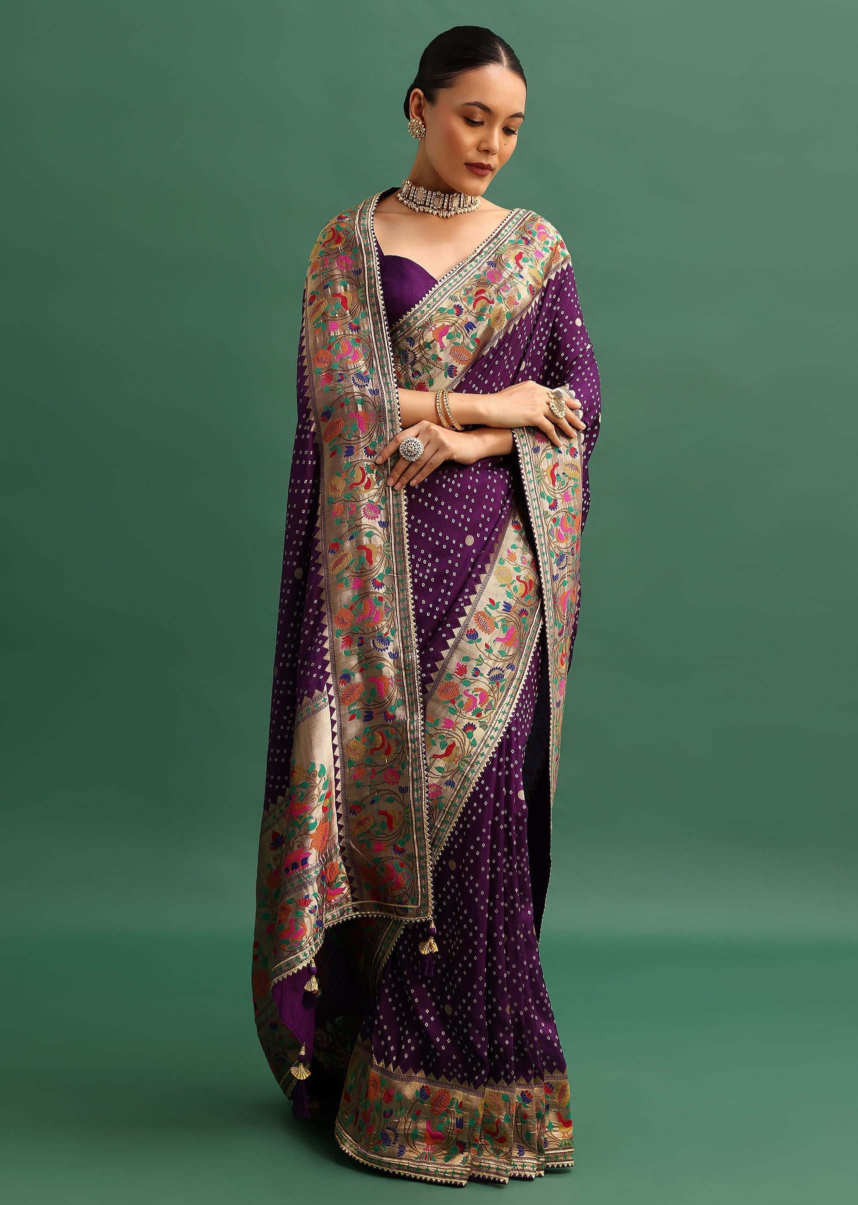 purple_silk_woven_bandhani_saree_with_paithani-sg224715_18_9c950d68-d9a0-4d68-ba72-b8892ba6b9ab.jpg