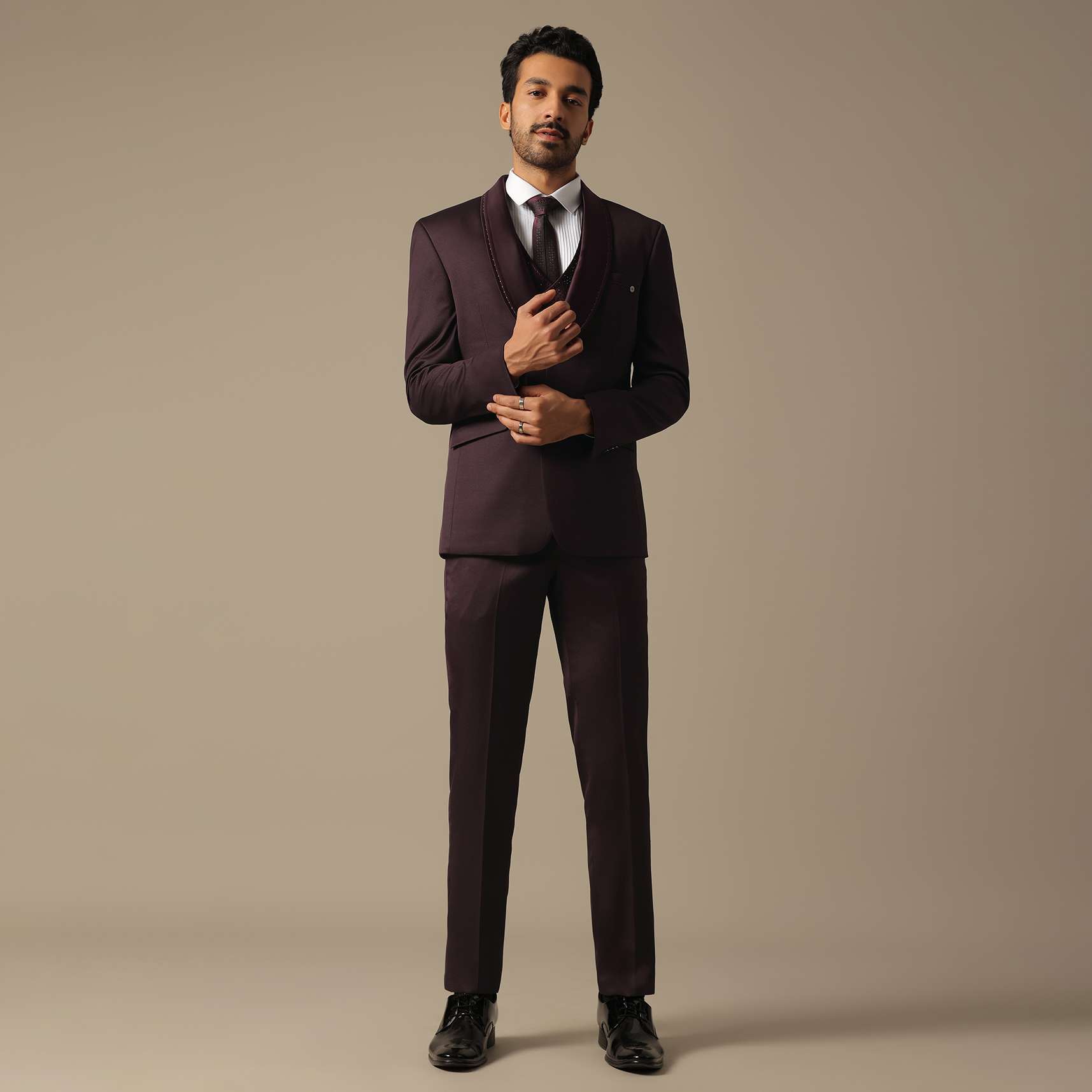 purple_tuxedo_with_intricate-sg201656_2_ddd2bdfe-e206-4548-98a3-6dffb7e7ff33.jpg