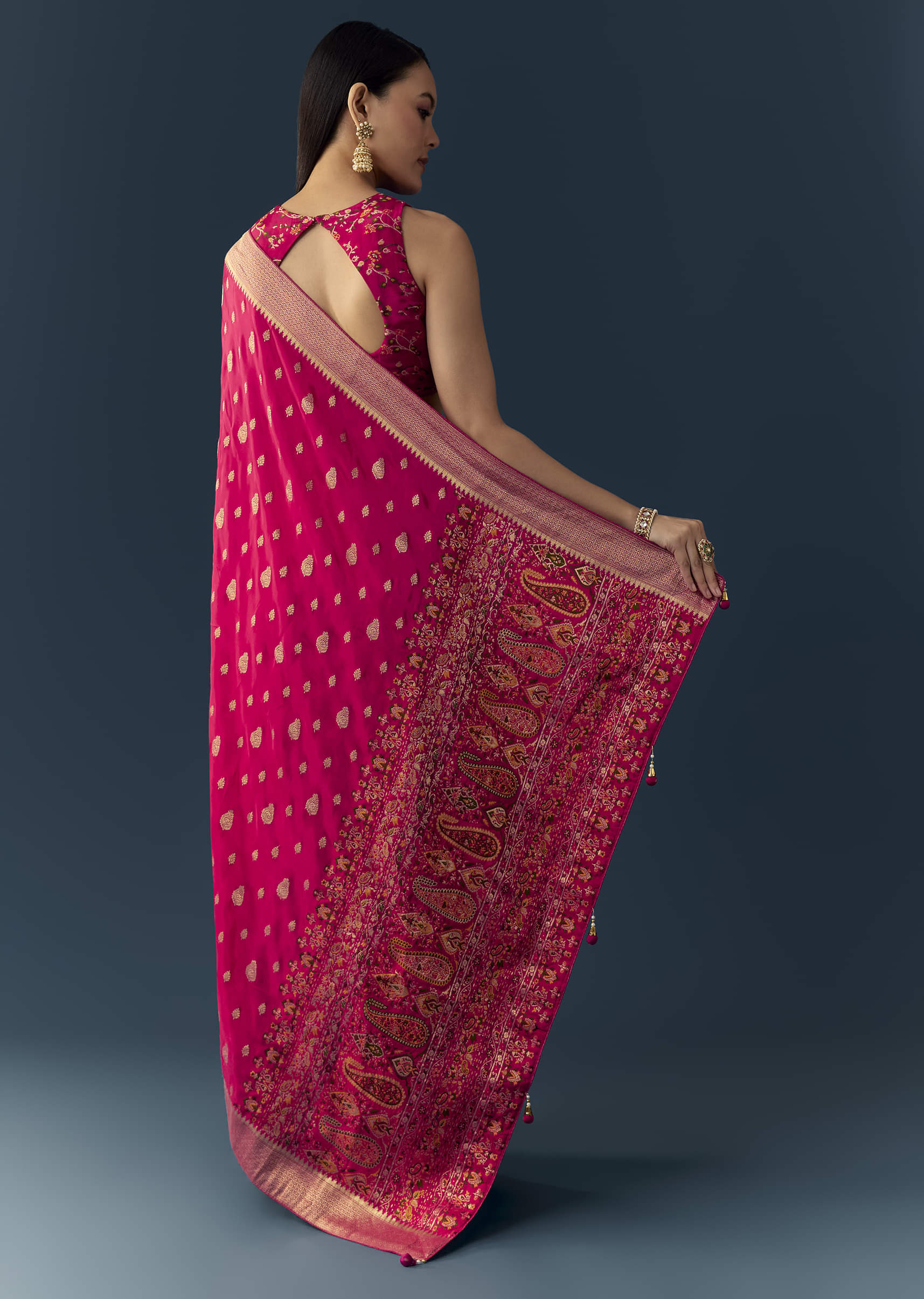 rani-pink-dola-silk-brocade-woven-saree-with-unstitched-blouse-sg350714-4.jpg