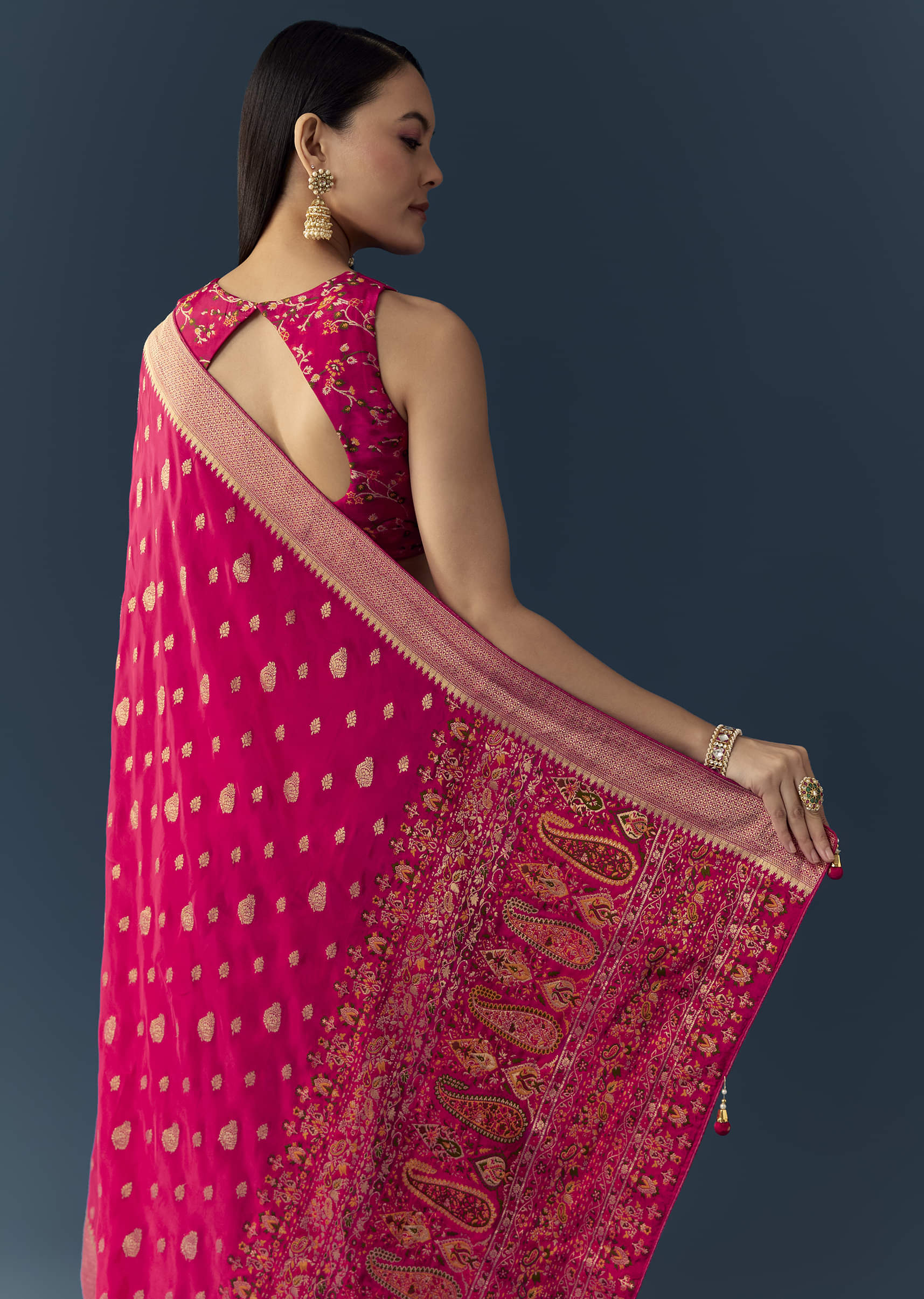 rani-pink-dola-silk-brocade-woven-saree-with-unstitched-blouse-sg350714-6.jpg