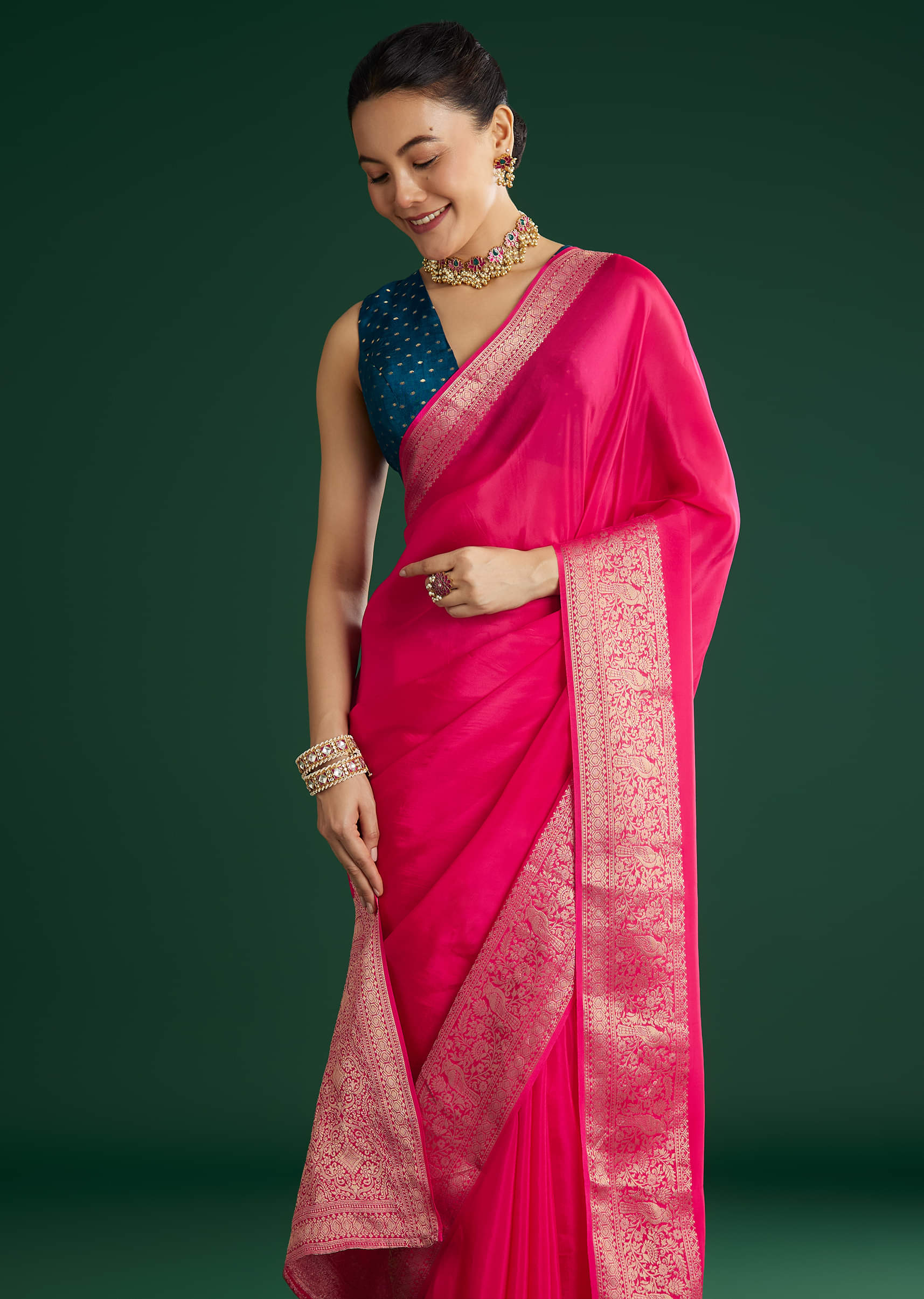 rani-pink-dola-silk-saree-with-woven-border-and-pallu-sg311881-5_10991ef5-8a10-4ad6-b795-75ed7e13b90c.jpg