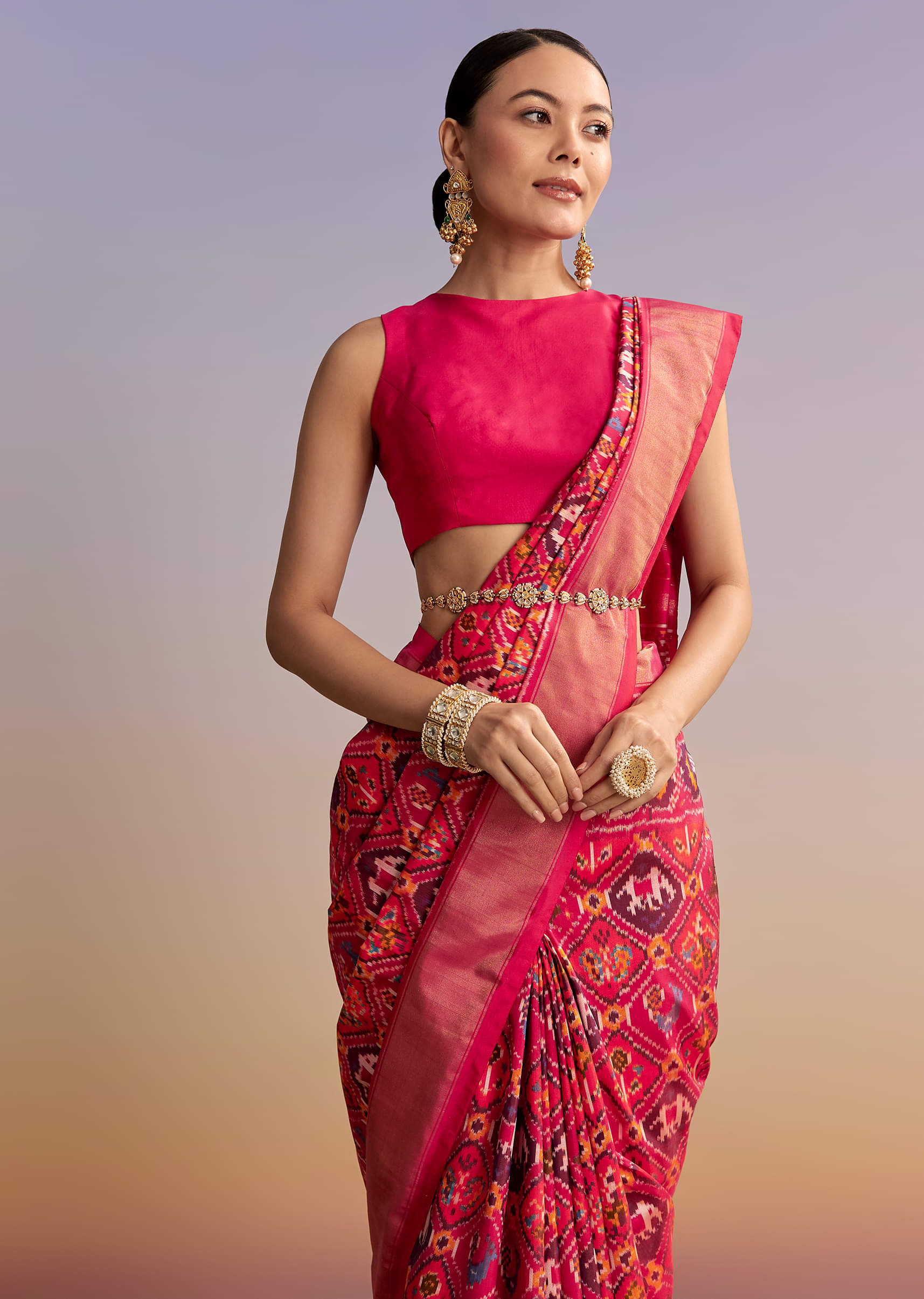 rani-pink-silk-single-ikkat-handwoven-patola-saree-with-geometric-motifs-sg332435-5.jpg