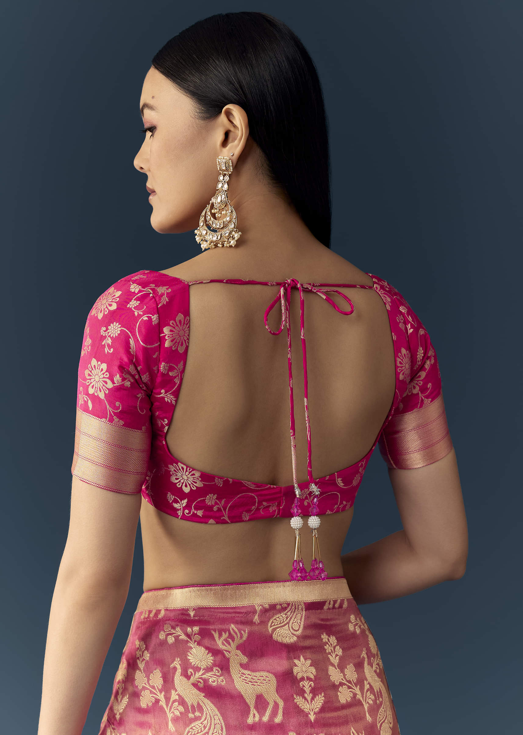 rani-pink-zari-weave-saree-with-brocade-blouse-fabric-sg350482-8.jpg