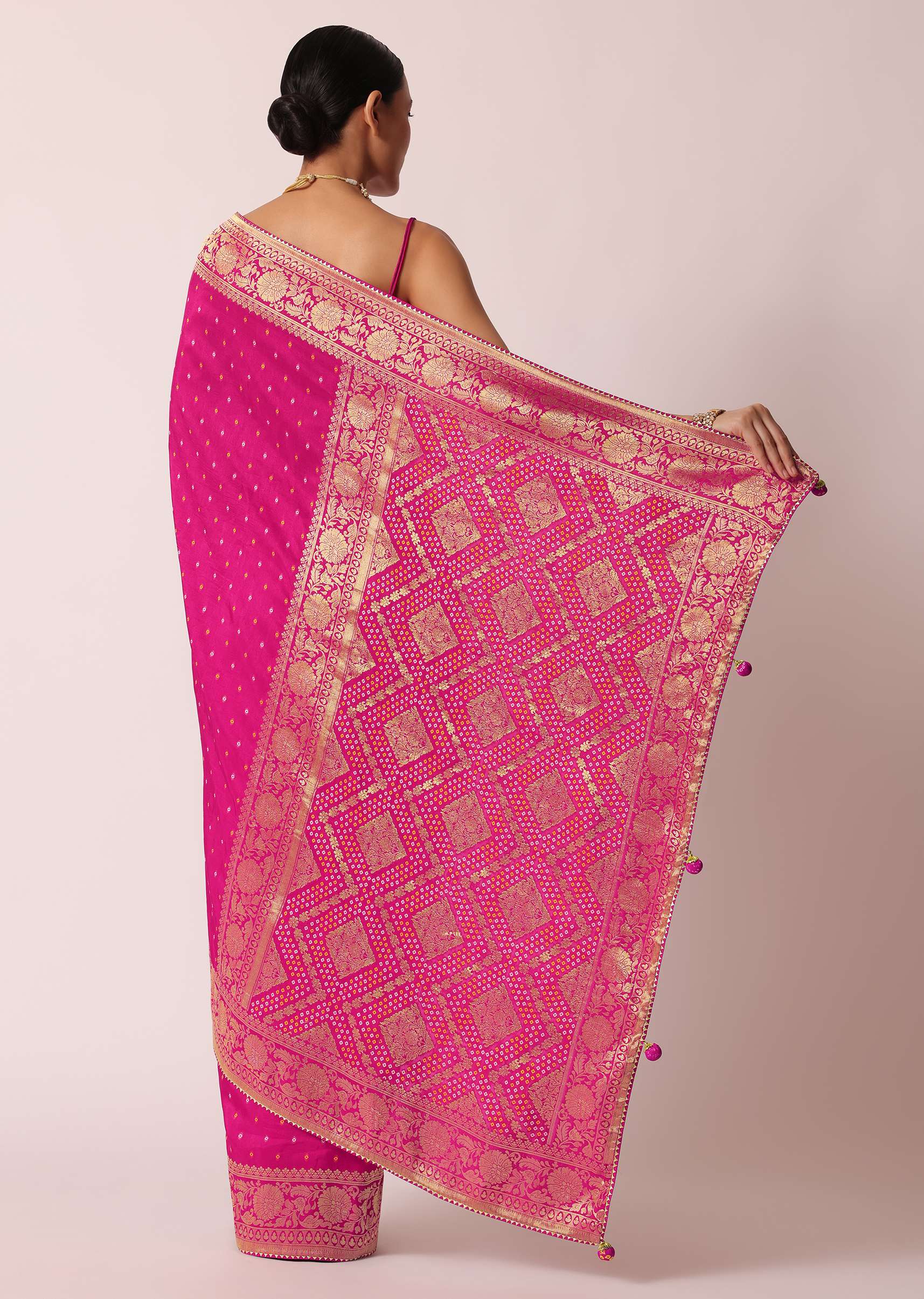 rani_pink_banarasi_saree_with_bandhani-sg182586_4_e7054654-b4be-467b-8a24-98be1b5acbe5.jpg