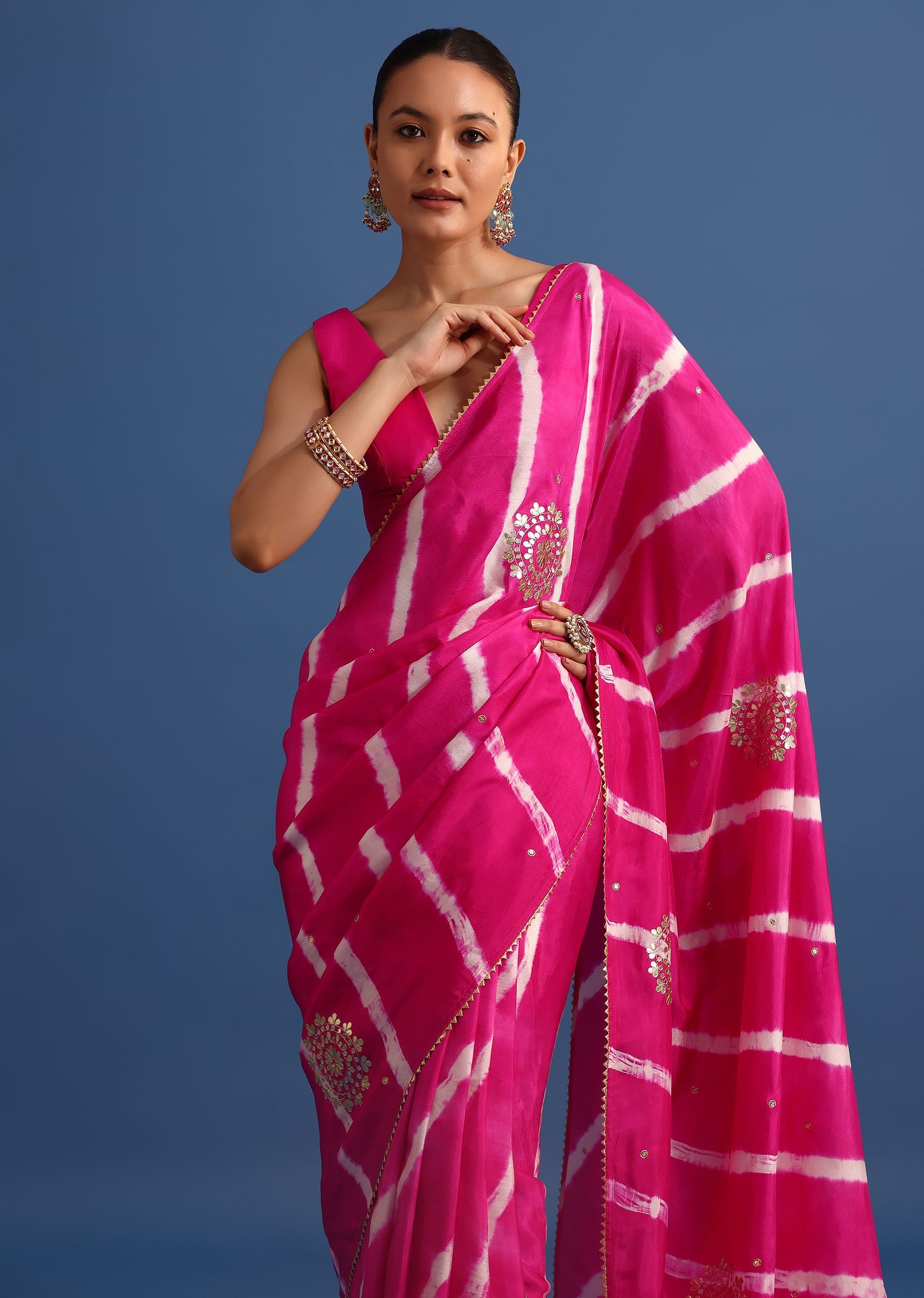 rani_pink_hand_dyed_lehriya_silk_saree_with-sg255139_10_85e25a63-a98e-4e10-8d2d-a558f00034c3.jpg