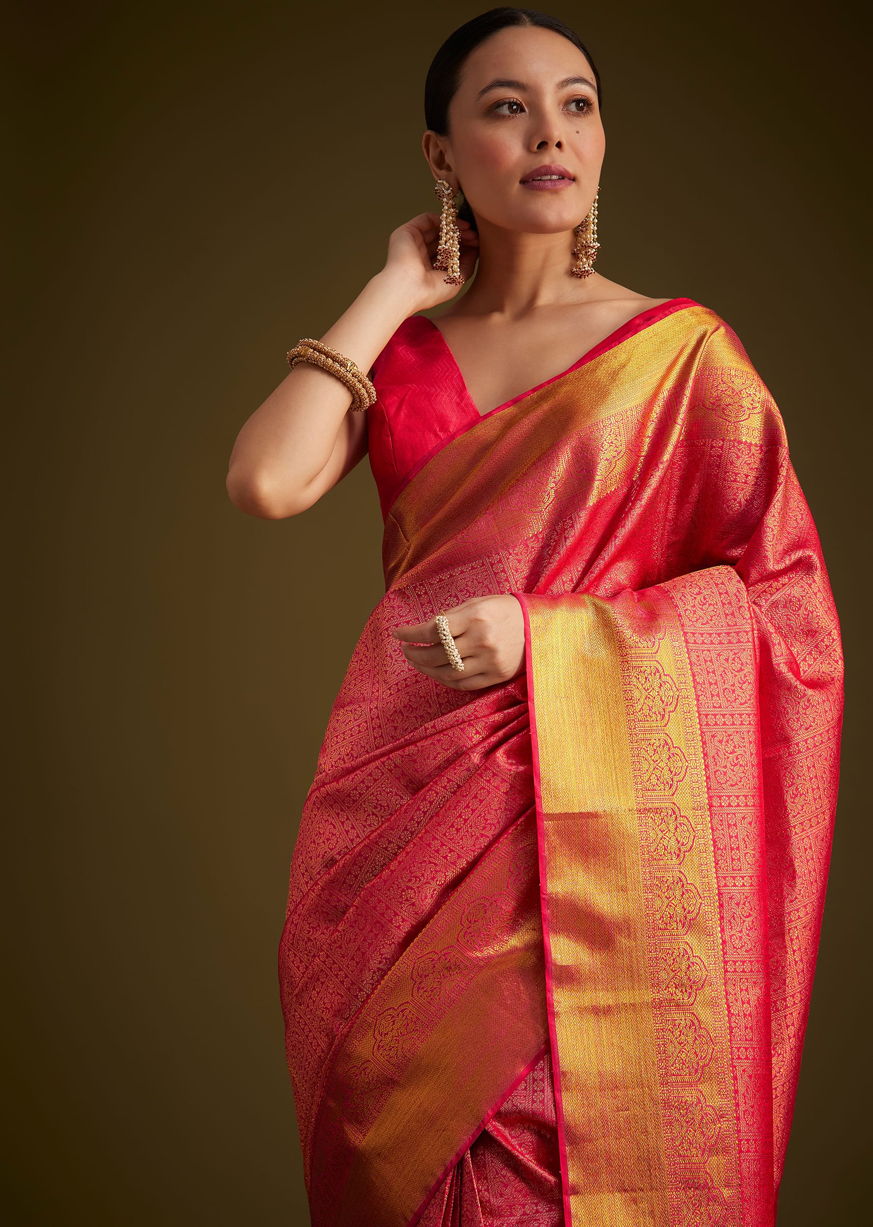 rani_pink_kanjivaram_silk_saree_with_golden_zari_detailing-sg291493_6_c612e14e-95d7-4bfb-9df5-0acc24523393.jpg