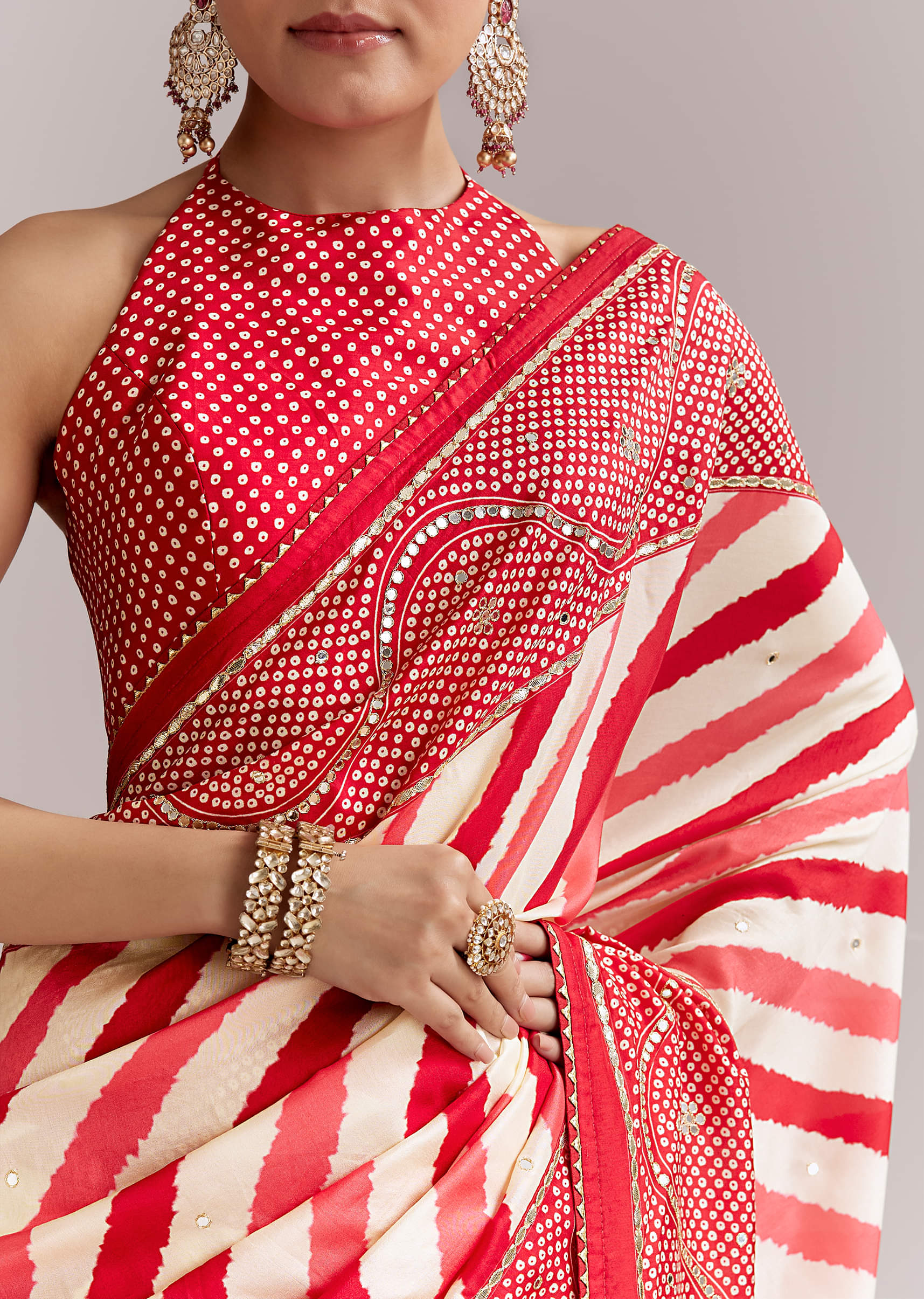 red-and-off-white-silk-saree-with-lehariya-and-bandhani-print-sg351935-2.jpg