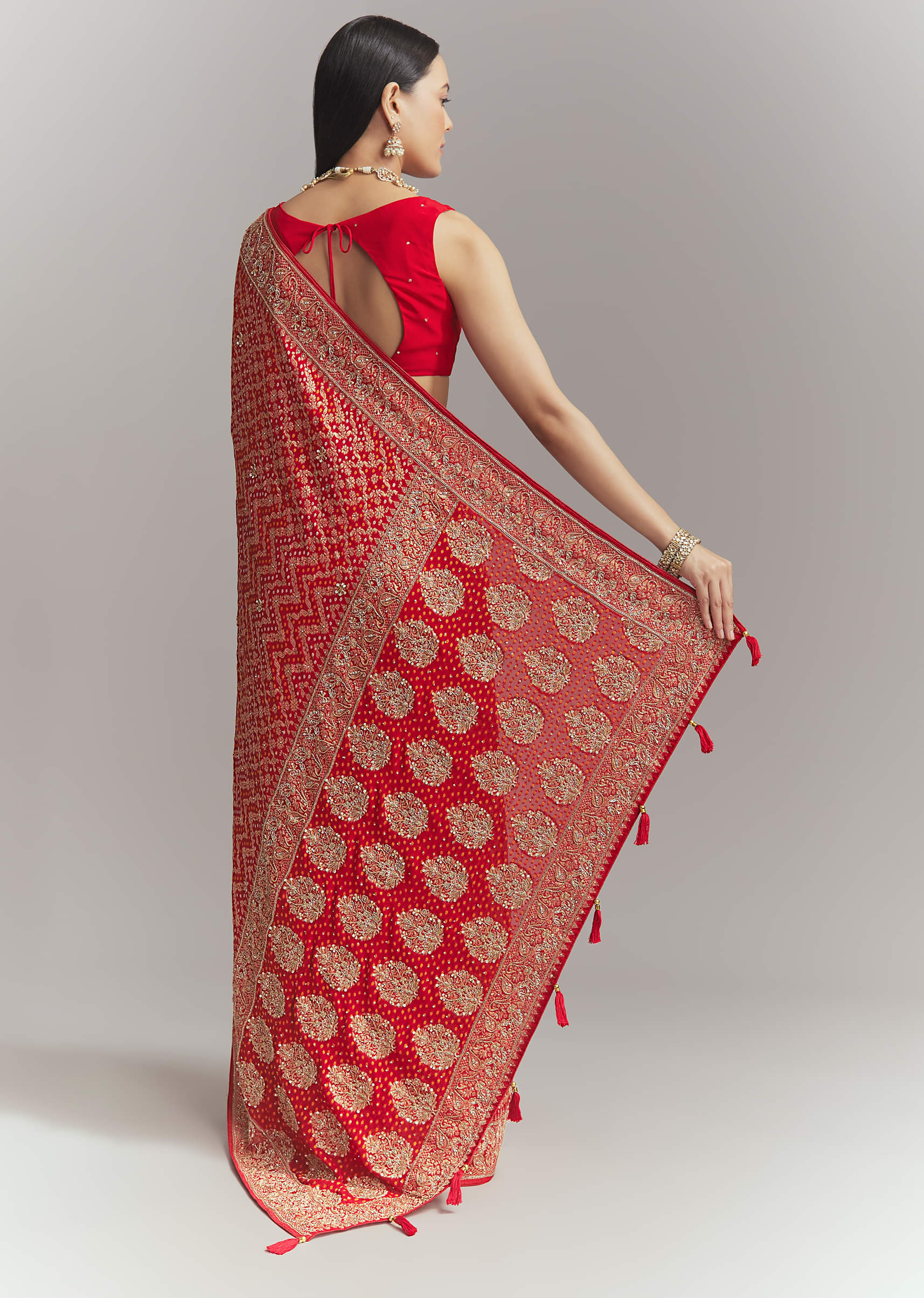 red-banarasi-georgette-embroidered-saree-with-heavy-hand-embroidery-sg338659-4.jpg