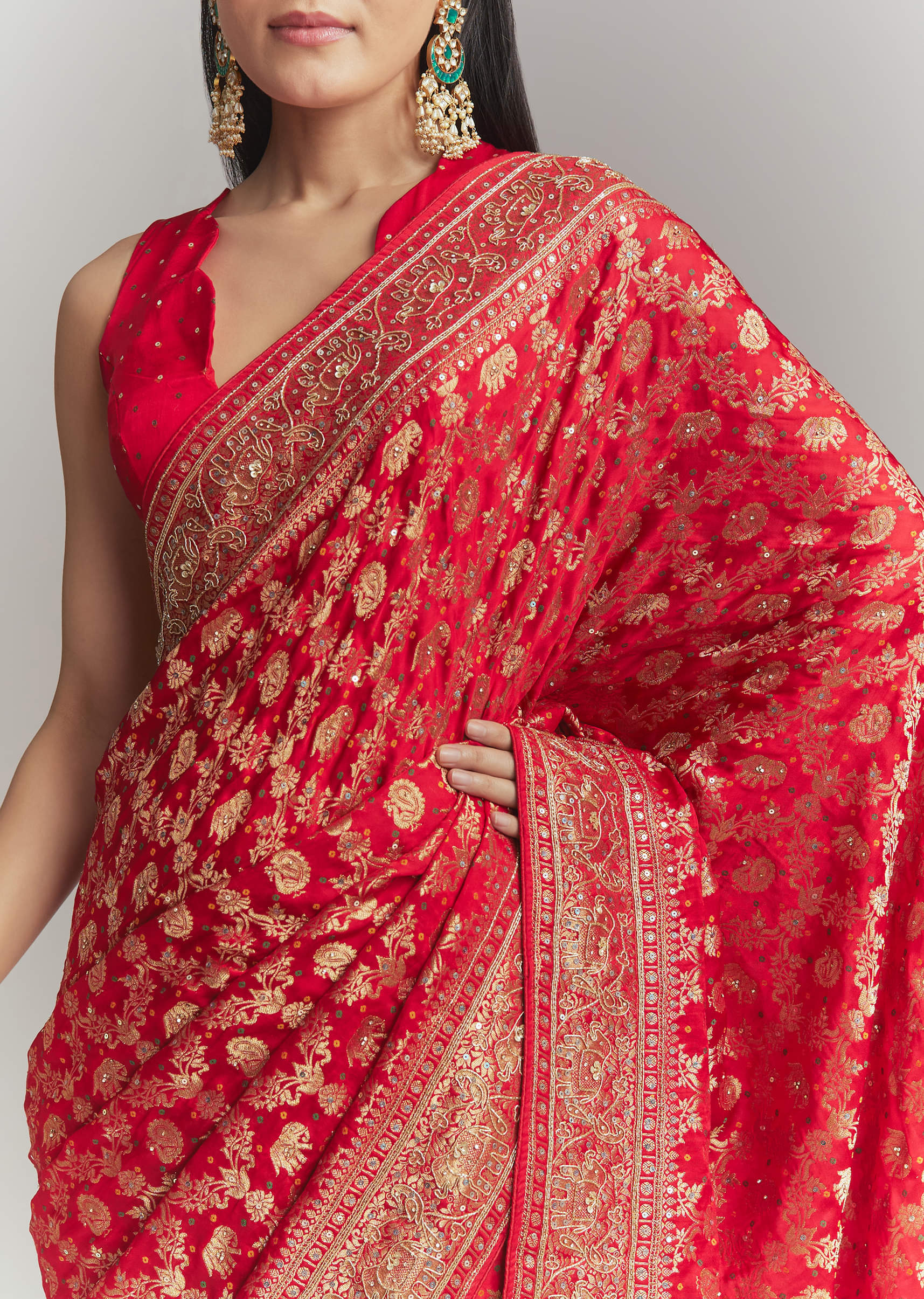 red-banarasi-silk-embroidered-saree-with-heavy-hand-embroidery-sg338656-2.jpg