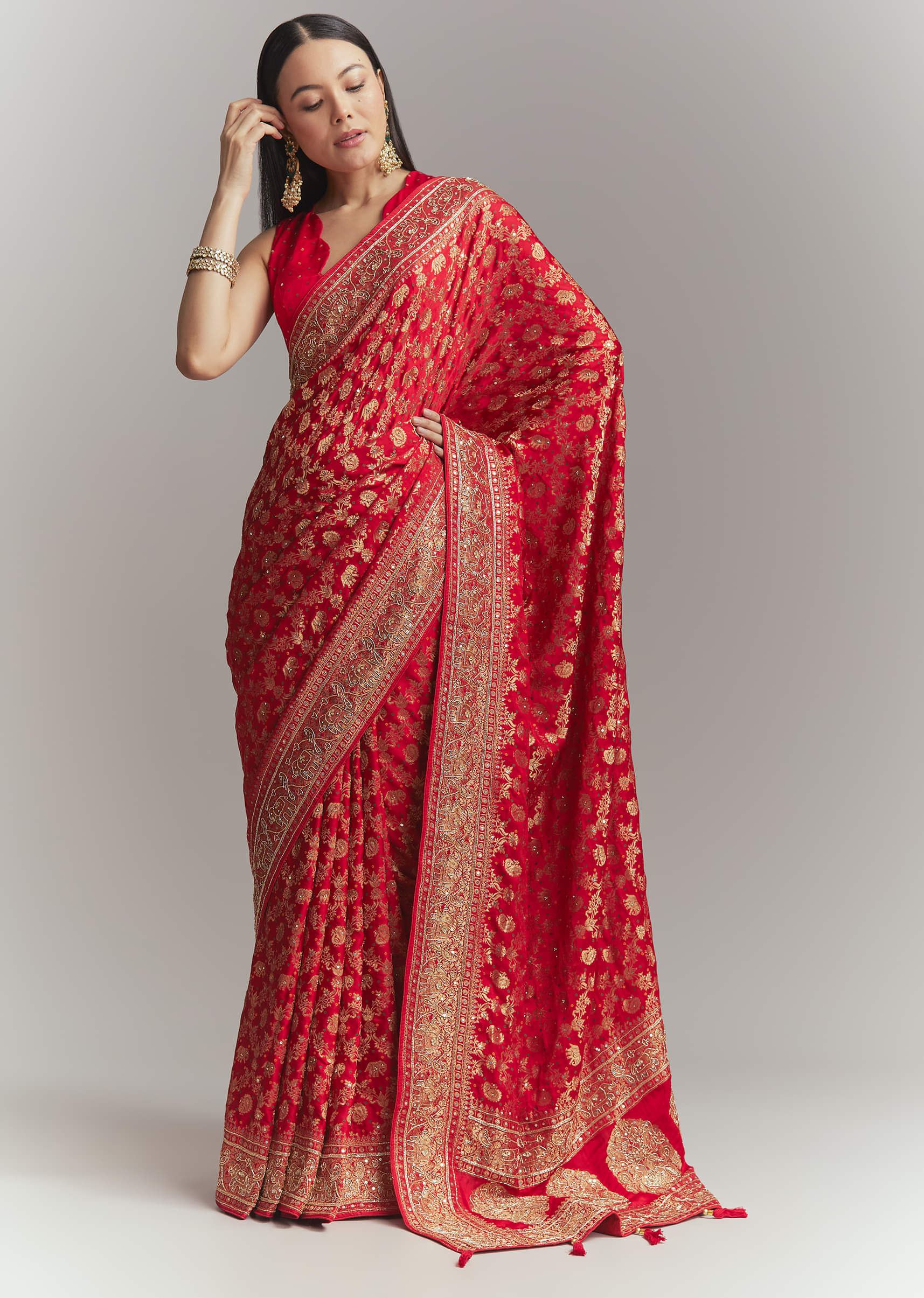 red-banarasi-silk-embroidered-saree-with-heavy-hand-embroidery-sg338656-3.jpg