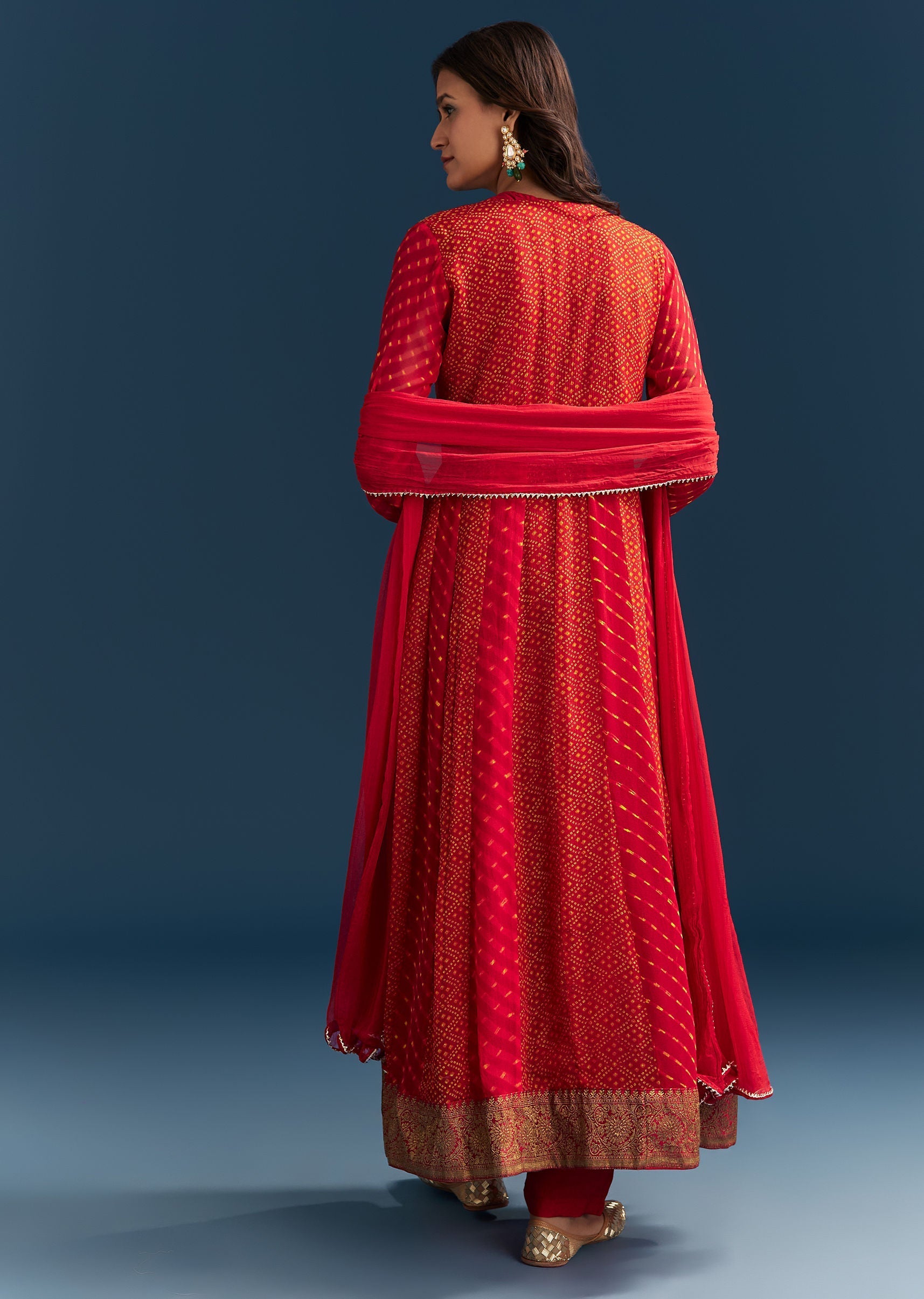 red-bandhani-and-leheriya-jacket-anarkali-suit-in-georgette-sg319075-5_9e39170d-7d35-4f52-b74a-a53fce763689.jpg