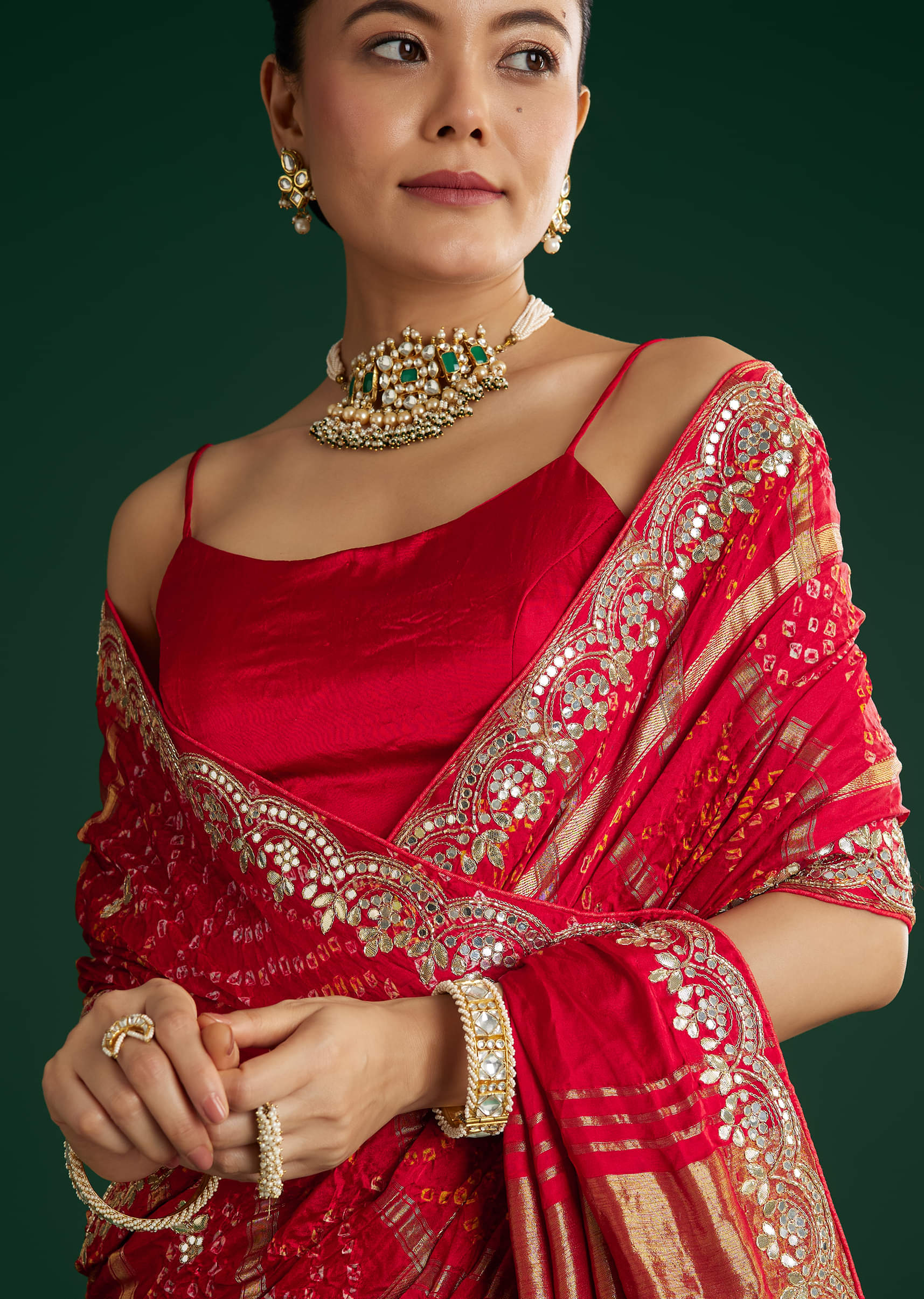 red-bandhani-saree-with-gota-work-sg315808-2_33ef2c63-37f4-4f94-a6f4-f03c1a1cedd7.jpg