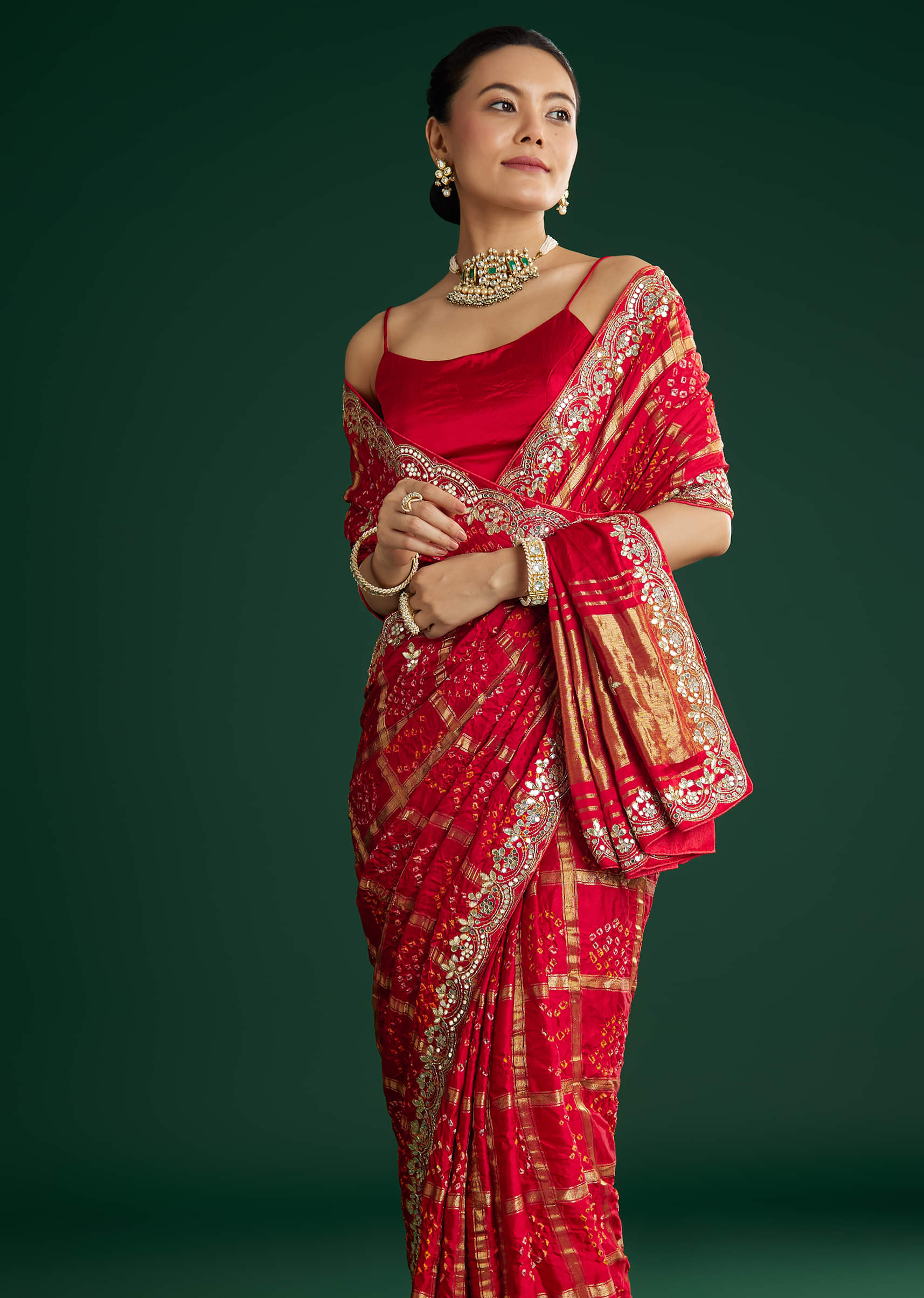 red-bandhani-saree-with-gota-work-sg315808-5_8ee830e3-1e09-48ae-8477-7f1f24d6b02b.jpg