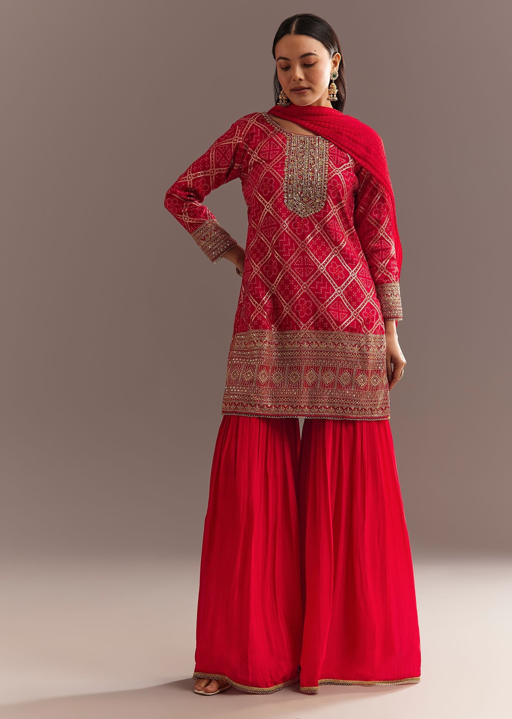 red-bandhani-zari-kurta-and-jacquard-sharara-with-chiffon-dupatta-sg305209-3_0a65f883-2bf6-4850-b524-6c0e943271c3.jpg