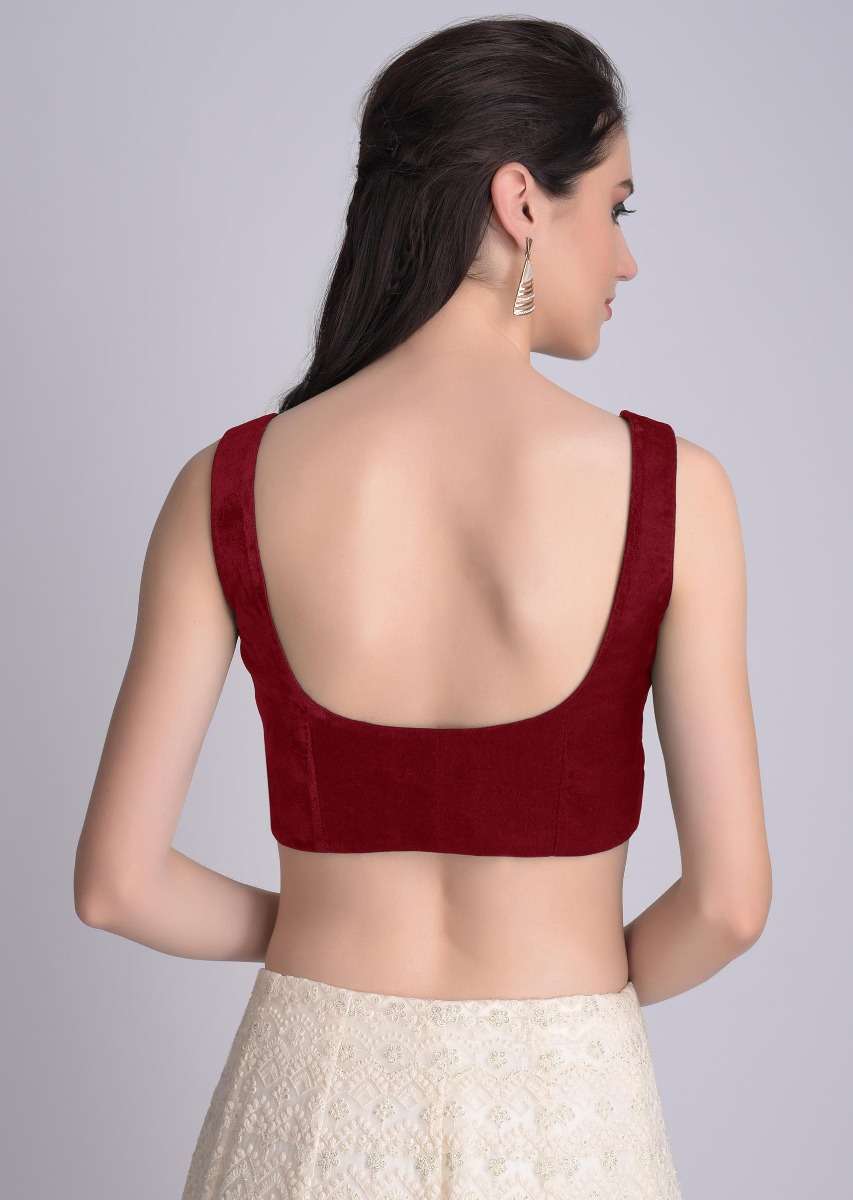 red-blouse-in-velvet-with-front-zip-opening-online-kalki-fashion-m001509695y-sg31675_1_f4c942fa-a080-404b-8cb2-a45cafb6926a.jpg