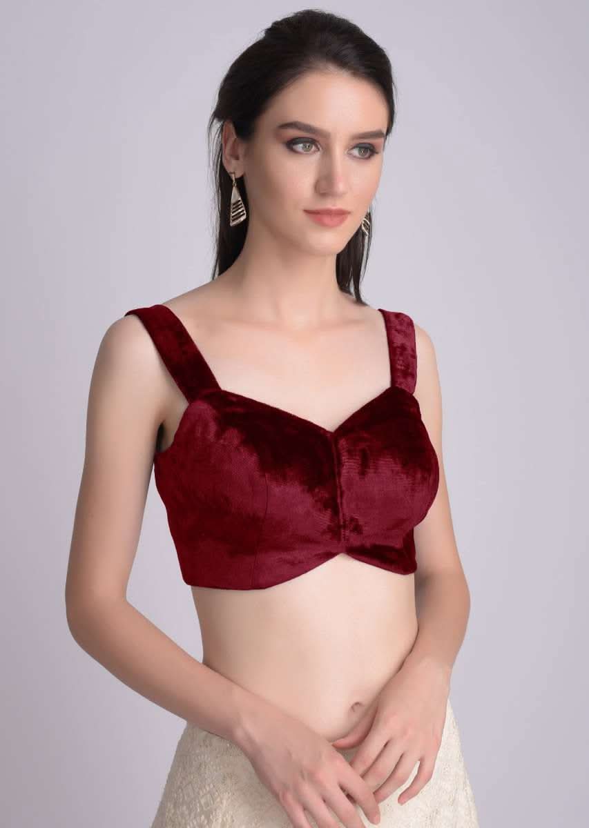 red-blouse-in-velvet-with-sweetheart-neckline-online-kalki-fashion-m001509698y-sg33242_4_6a7d8c38-a503-4971-bcf9-3942a419e3aa.jpg