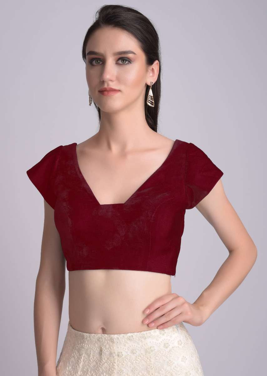 red-blouse-in-velvet-with-trapeze-neckline-online-kalki-fashion-m001509697y-sg33338_5_4361838b-7b92-4d30-a563-d0f4c011ea0a.jpg