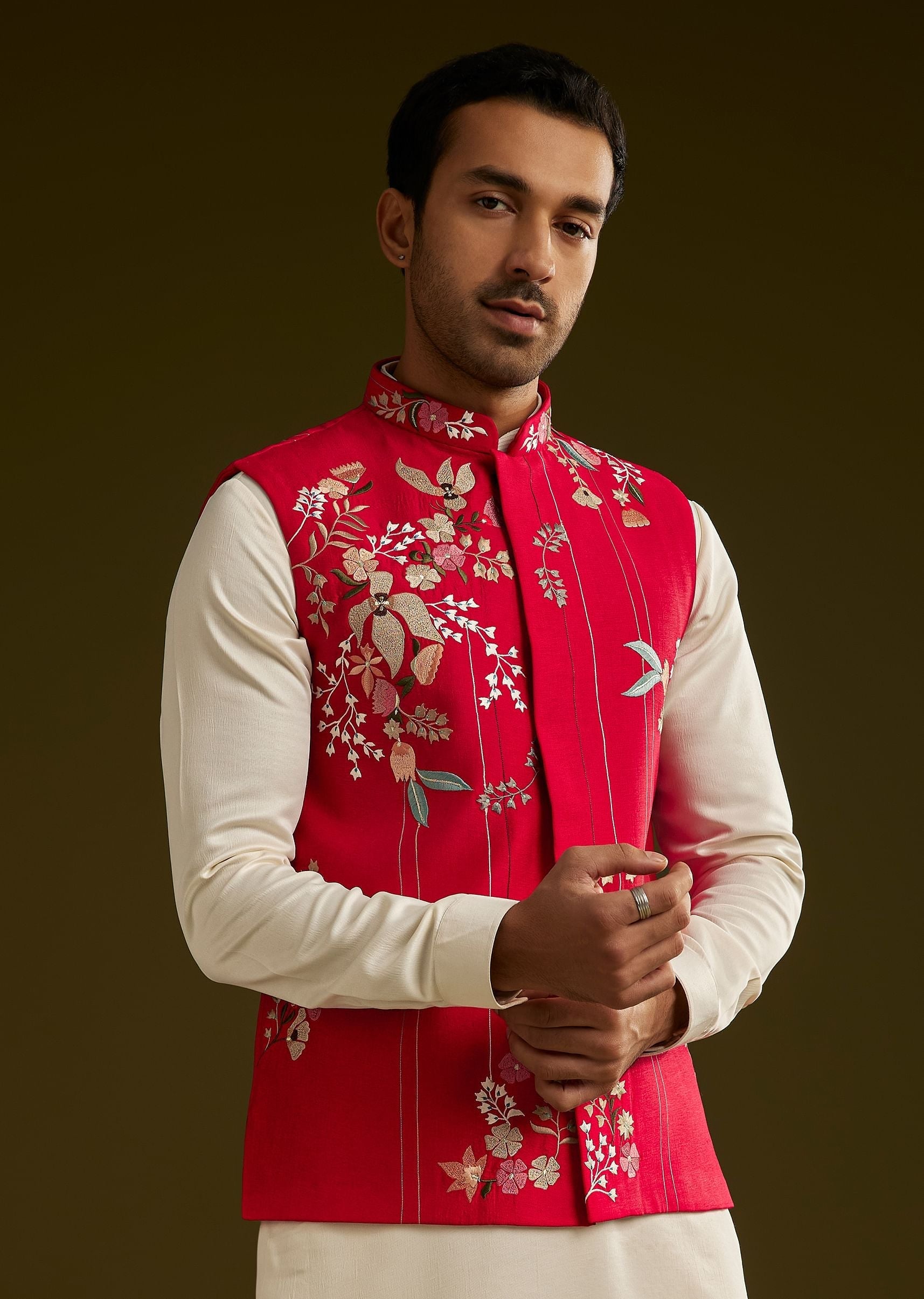 red-cotton-silk-kurta-set-with-nature-motif-jacket-sg309441-2_40941dfc-f751-4578-8686-3f19f31c2b98.jpg