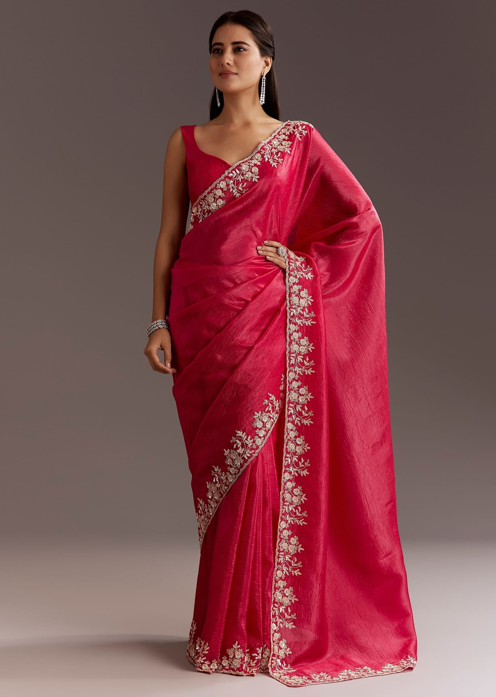 red-crushed-tissue-saree-with-floral-embroidery-and-scallop-border-sg268904-1_16c1b7ea-e0ff-4448-b5a1-9dc24b00c003.jpg