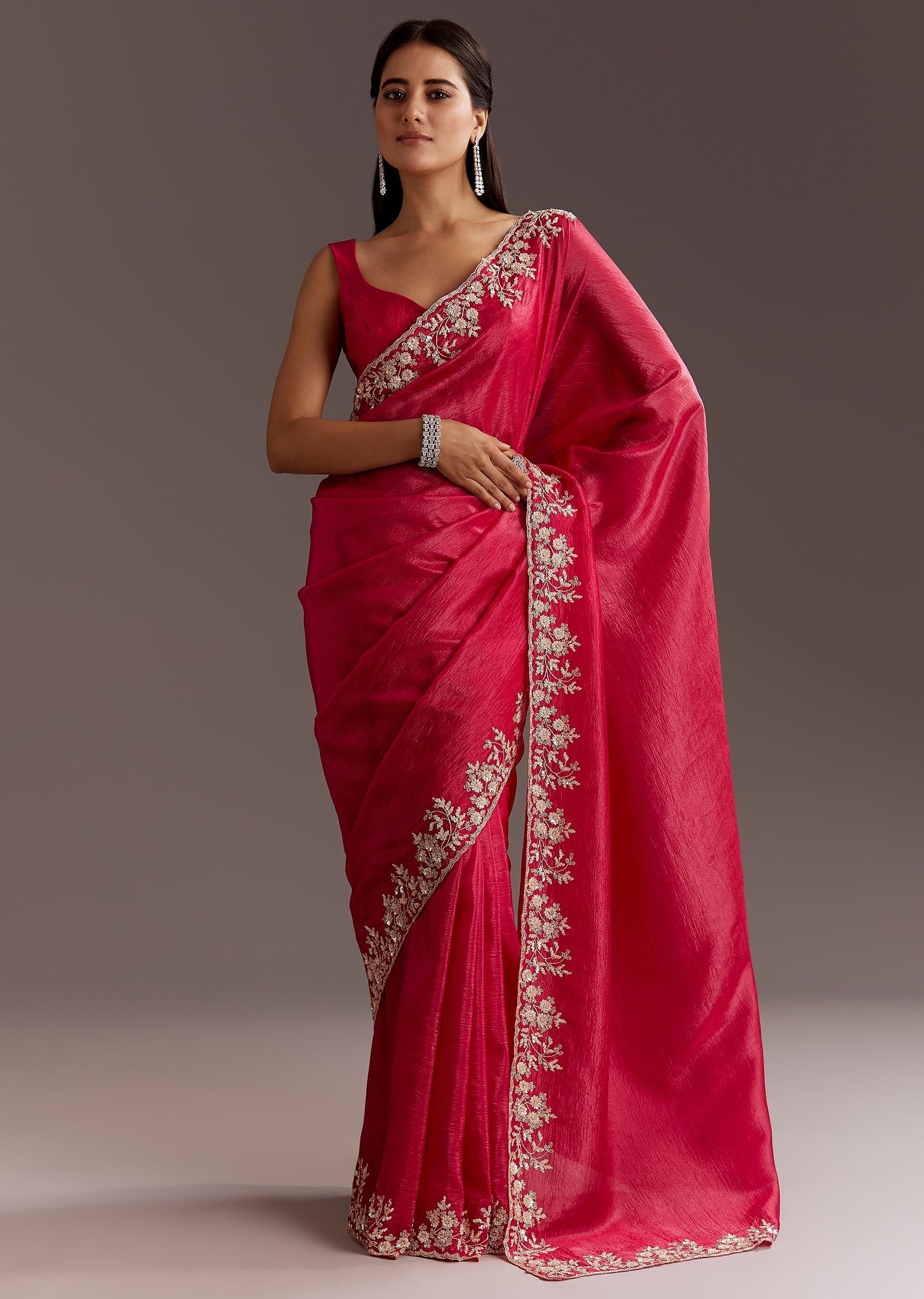 red-crushed-tissue-saree-with-floral-embroidery-and-scallop-border-sg268904-3_d90e6966-c90c-4bb3-9bcd-0ae2222478fd.jpg