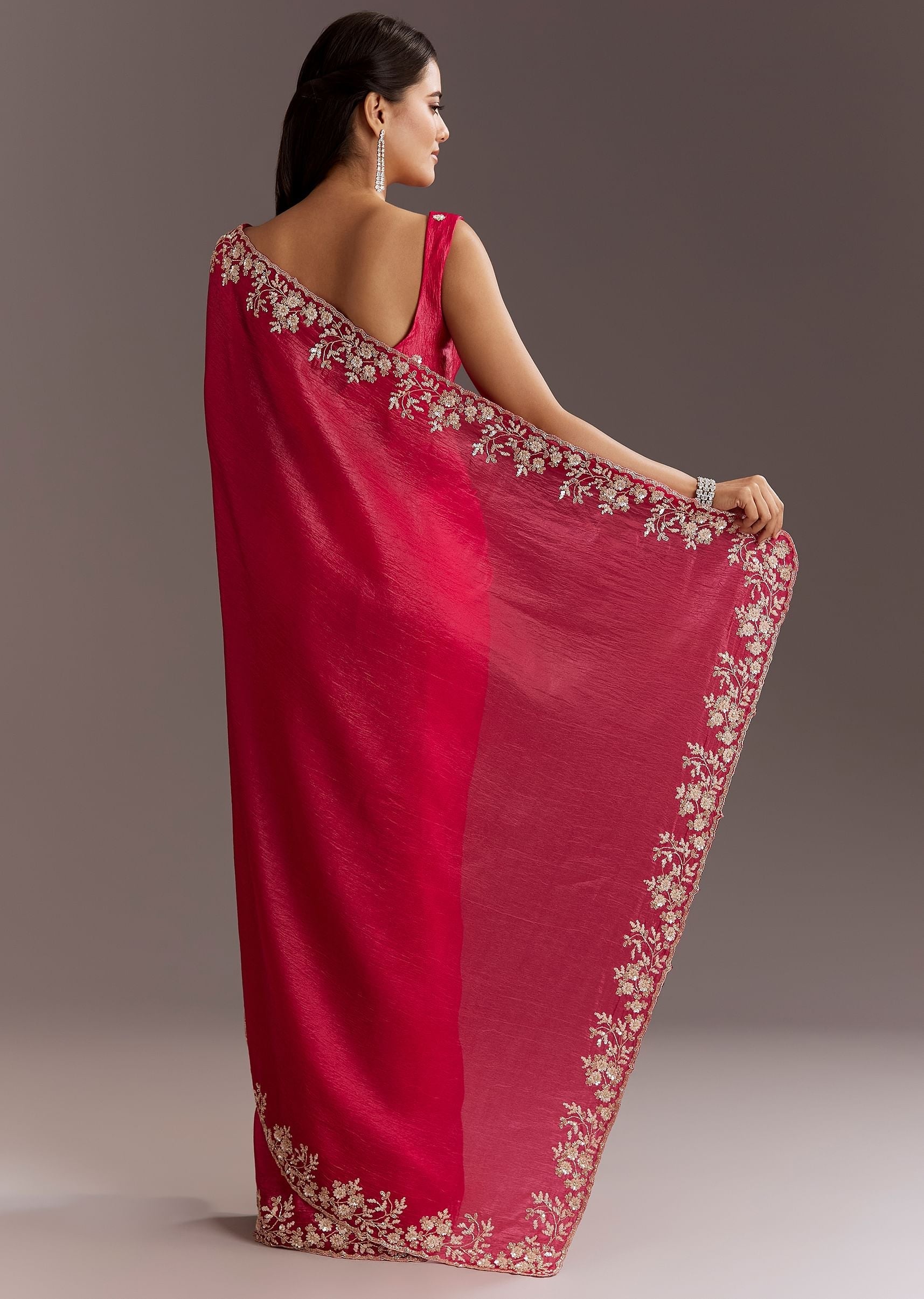 red-crushed-tissue-saree-with-floral-embroidery-and-scallop-border-sg268904-6_b91e2933-a24e-40b3-8558-82aab9951000.jpg