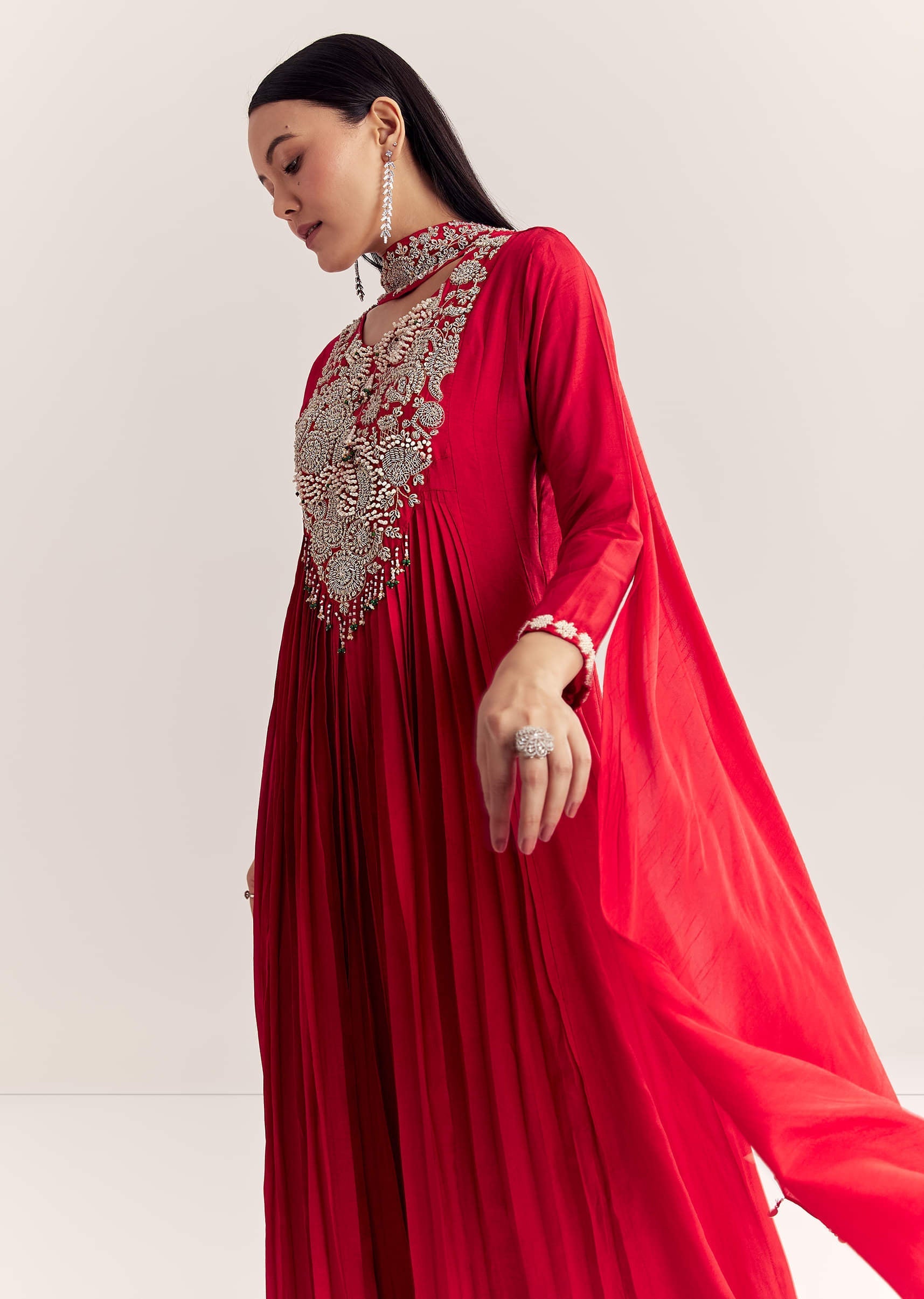 red-dola-silk-anarkali-with-silver-zardosi-and-choker-dupatta-sg324734-1_a952712d-8b7a-45ab-9dea-168bffd84657.jpg
