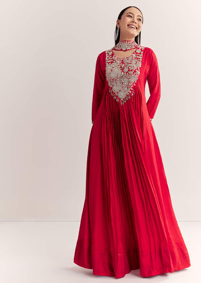 red-dola-silk-anarkali-with-silver-zardosi-and-choker-dupatta-sg324734-2_8ec7f56b-81d4-4360-88f8-60d3698524bc.jpg