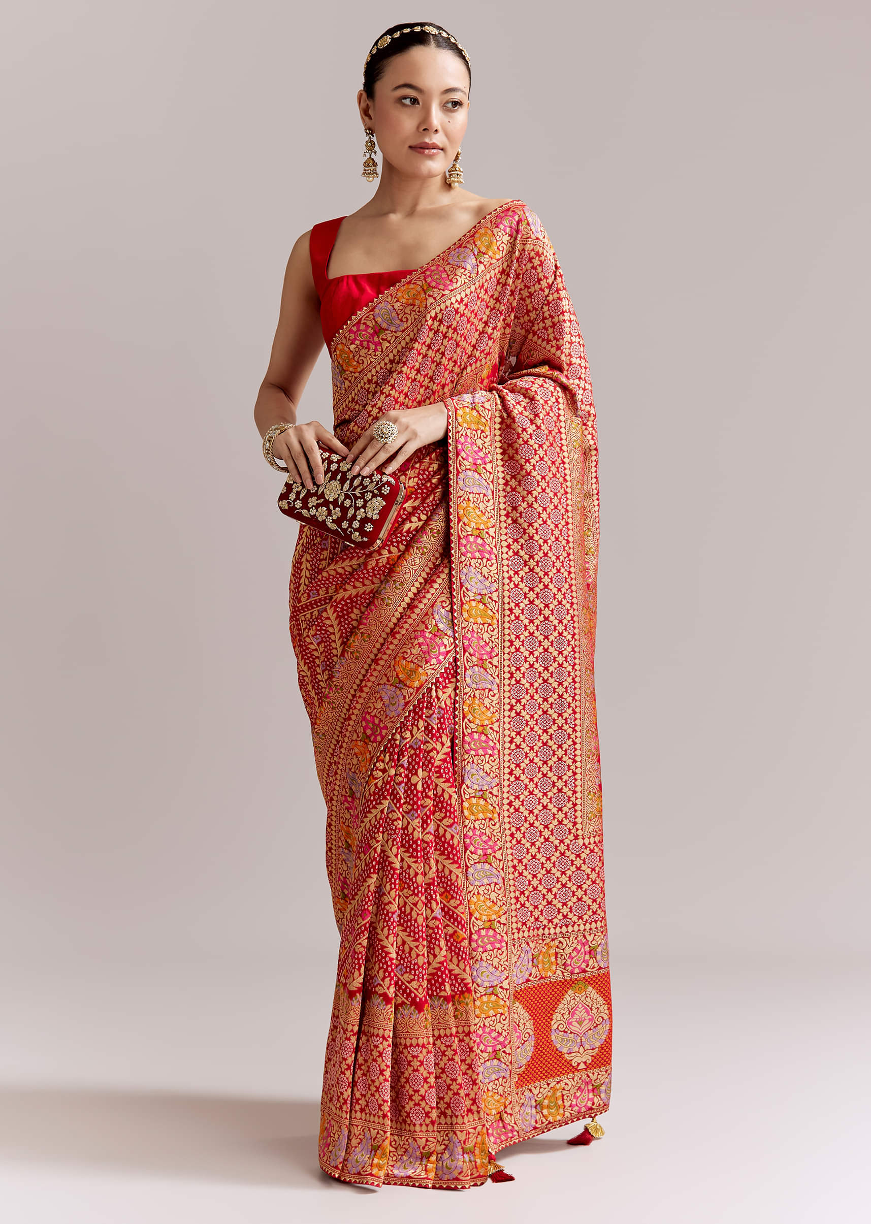 red-dola-silk-handloom-banarasi-brocade-saree-with-floral-jaal-sg351909-1.jpg