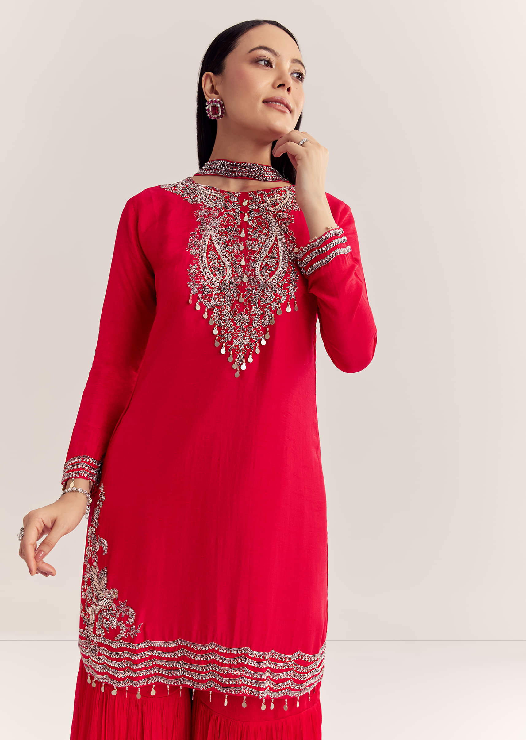 red-dola-silk-kurta-set-with-zardosi-and-choker-dupatta-sg324667-1_a0d2e3f5-401a-42c7-b80d-9de175158eb3.jpg