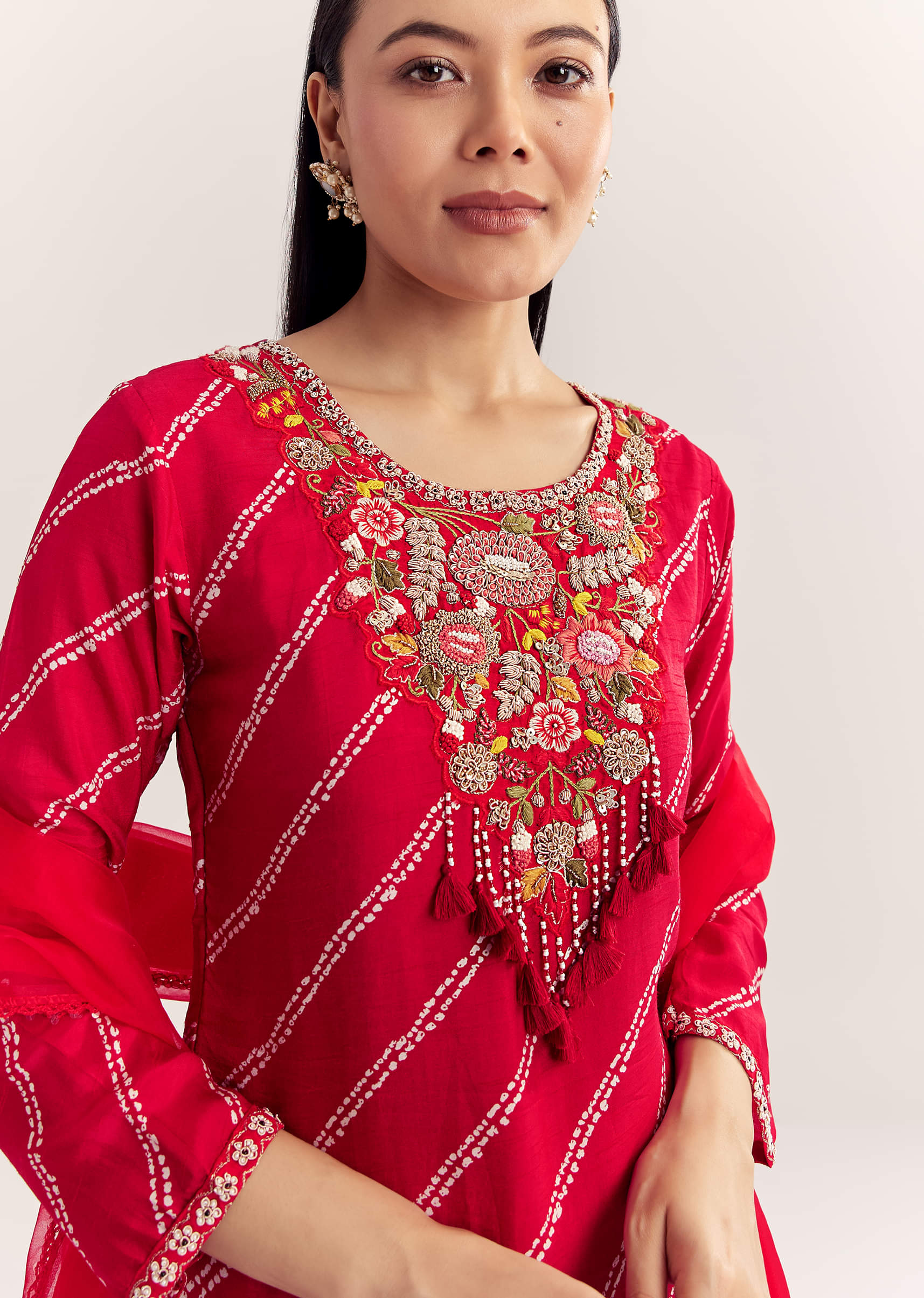 red-dola-silk-printed-kurta-set-with-embroidered-neckline-sg324703-3_030b0a23-a1c0-45fb-8498-045062519b08.jpg
