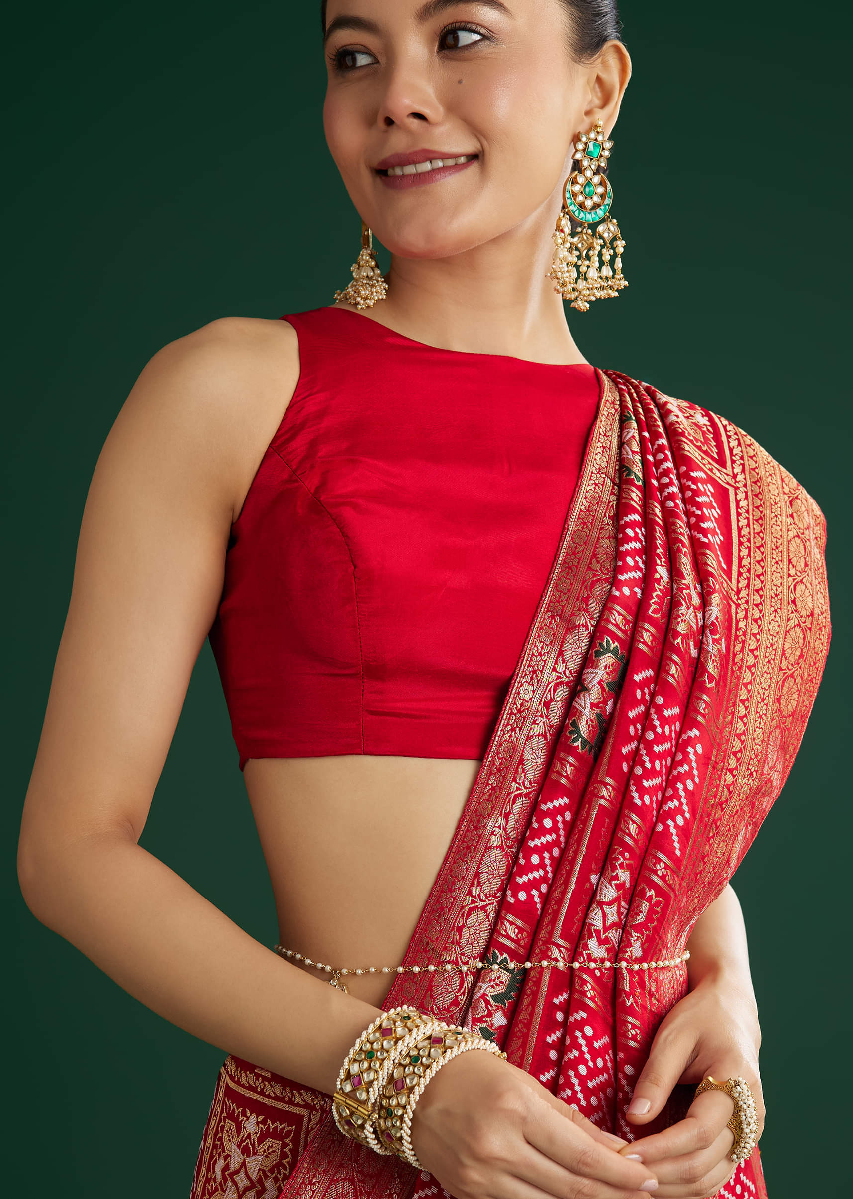 red-dola-silk-saree-with-woven-patola-sg311942-2_1029b1f4-9b4a-4924-a3c6-c40c34729cc0.jpg