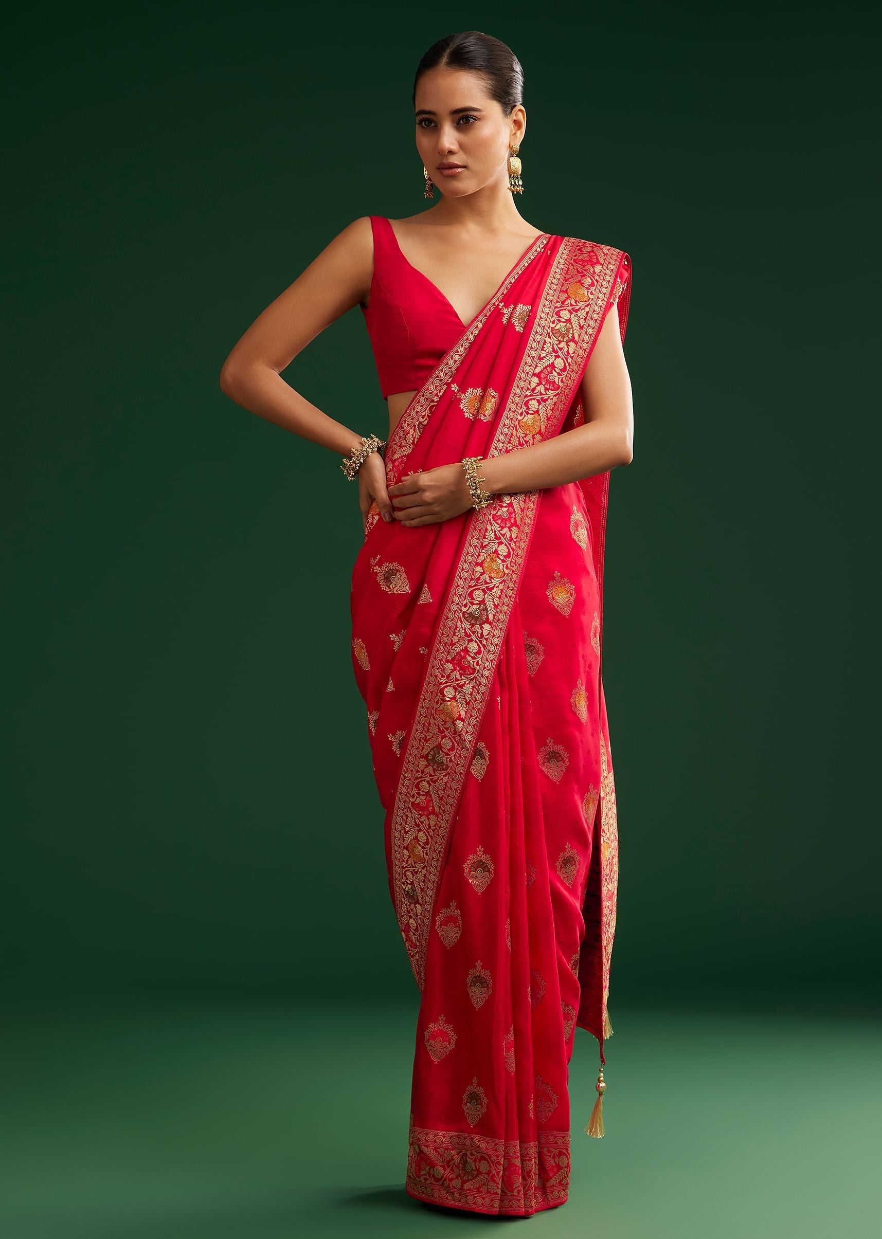 red-dola-silk-saree-with-zari-detailing-sg292687-1_565b555e-acf4-4e5a-9847-6c751bf03300.jpg