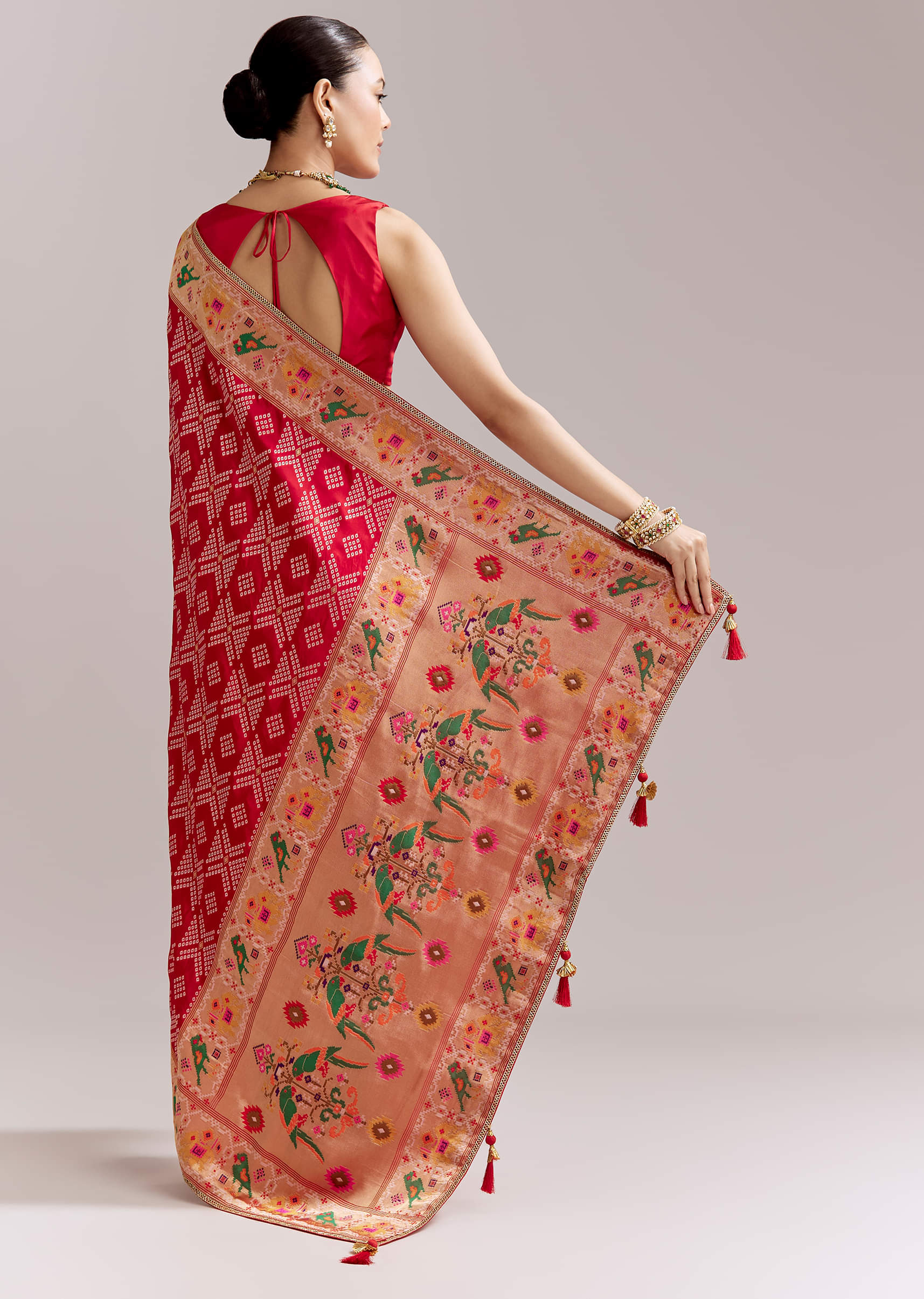red-dola-silk-woven-saree-with-bandhani-motifs-and-zari-border-sg351903-4.jpg