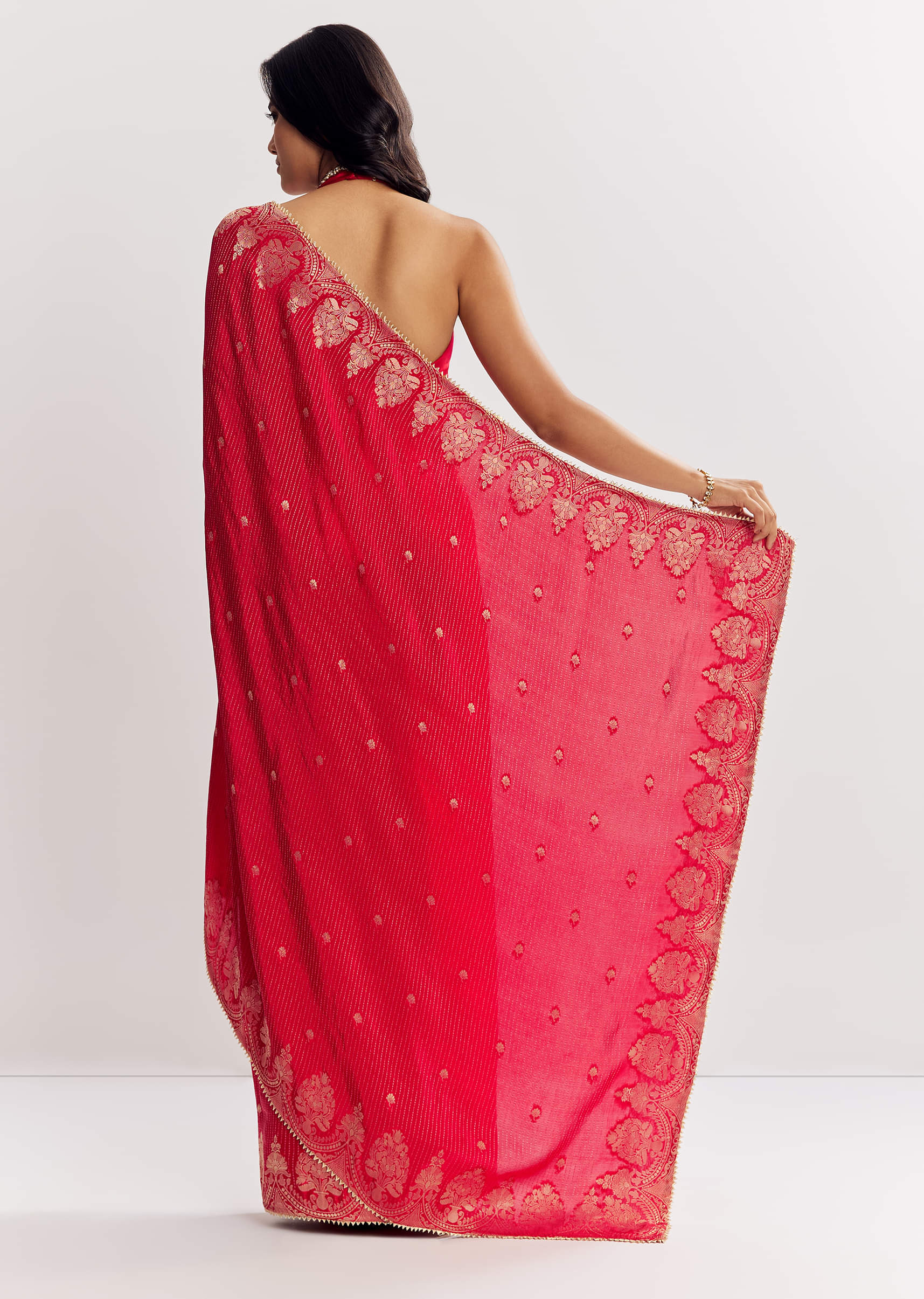 red-georgette-lurex-saree-with-brocade-butti-and-gota-patti-border-sg316249-4_fcd8c241-bee5-4099-a200-786f00c4aa35.jpg