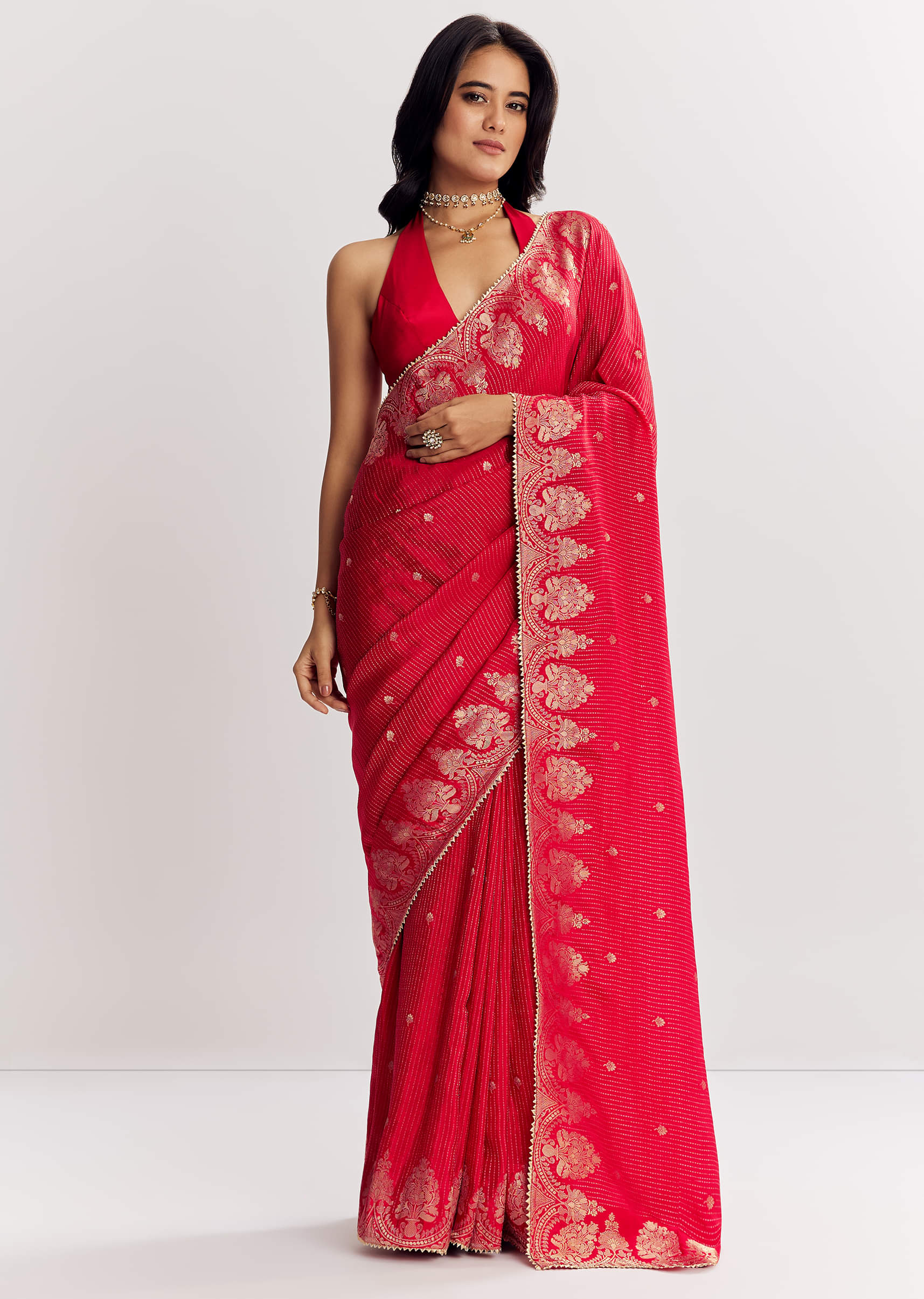 red-georgette-lurex-saree-with-brocade-butti-and-gota-patti-border-sg316249-5_e7fcfc85-8a4f-46f2-bcef-e593c1c3a9ba.jpg