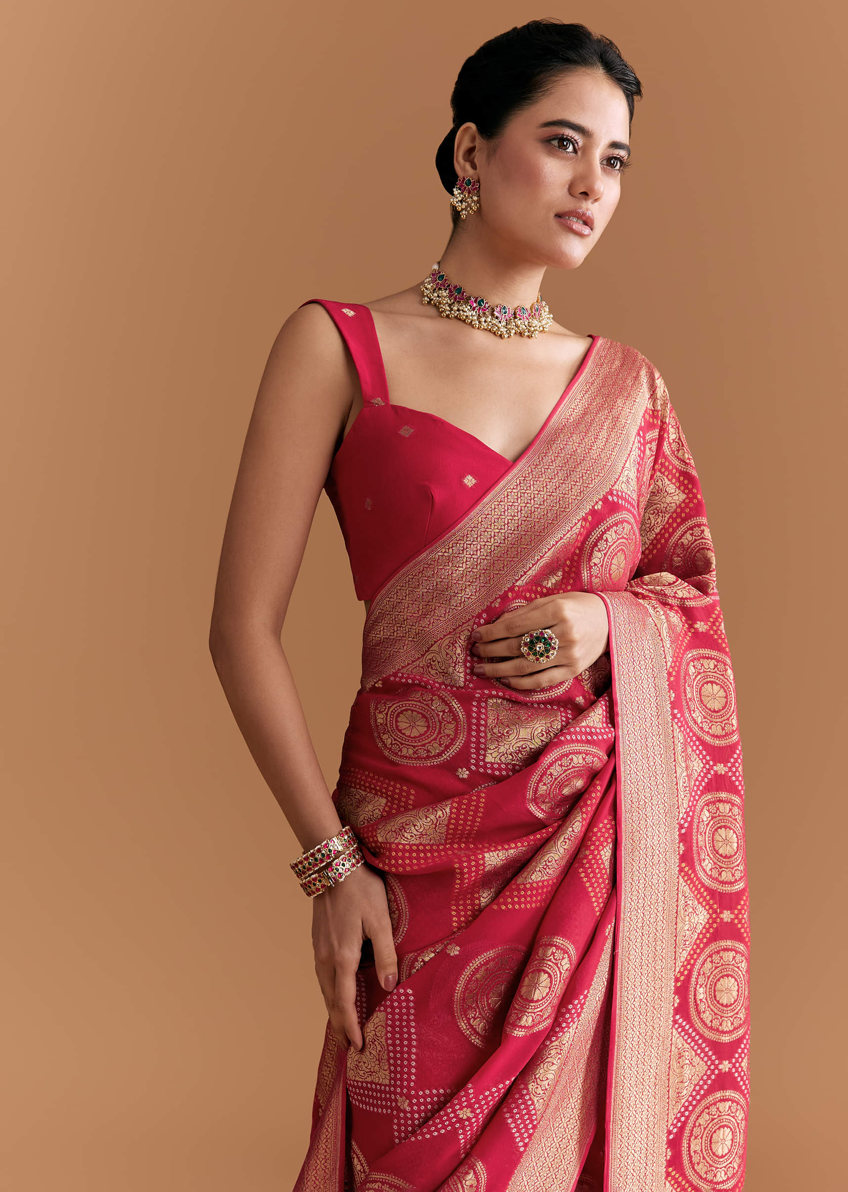 red-khadhi-georgette-saree-with-geometric-motifs-in-zari-work-sg346190-5.jpg