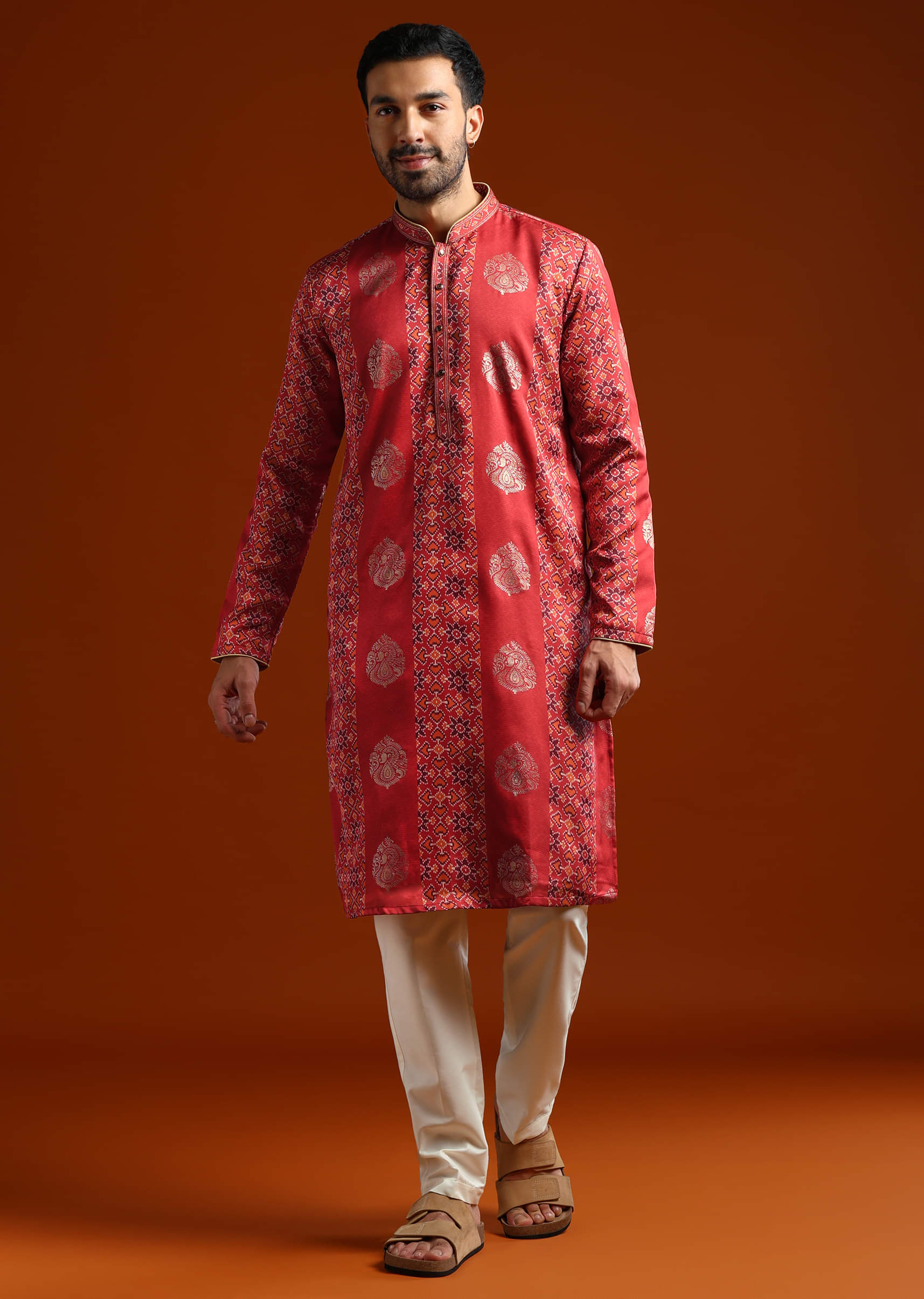 red-kurta-set-for-men-with-ethnic-motif-work-sg321252-1.jpg