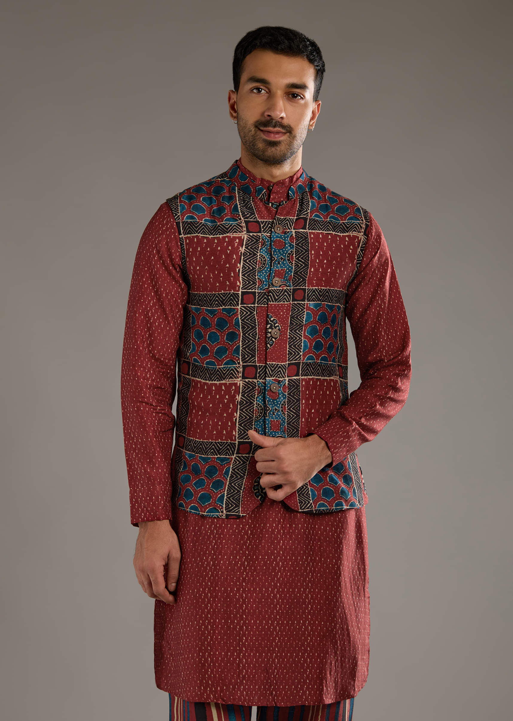 red-linen-kurta-jacket-set-for-men-with-hand-block-ajrakh-print-sg359204-4.jpg