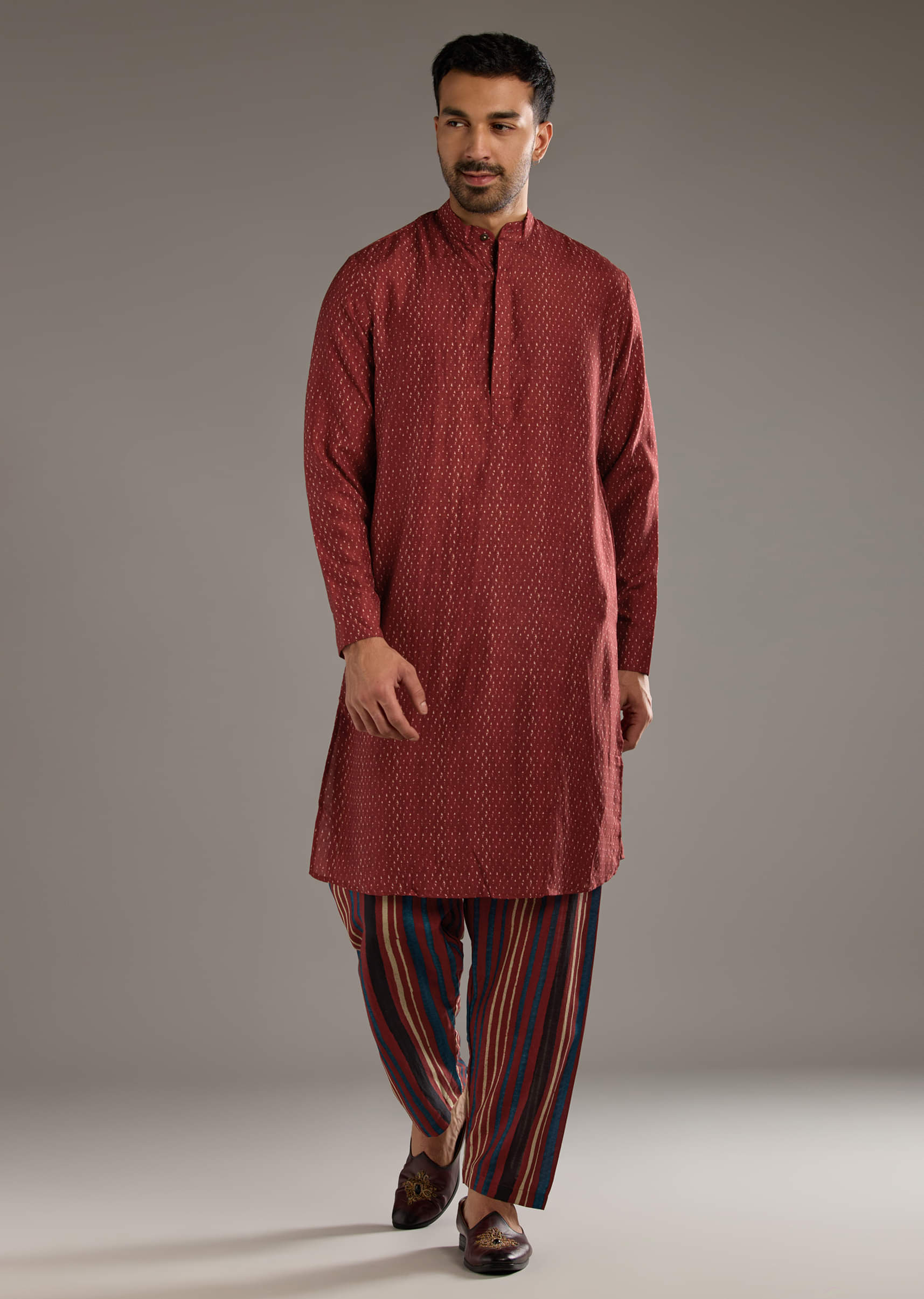 red-linen-kurta-jacket-set-for-men-with-hand-block-ajrakh-print-sg359204-6.jpg