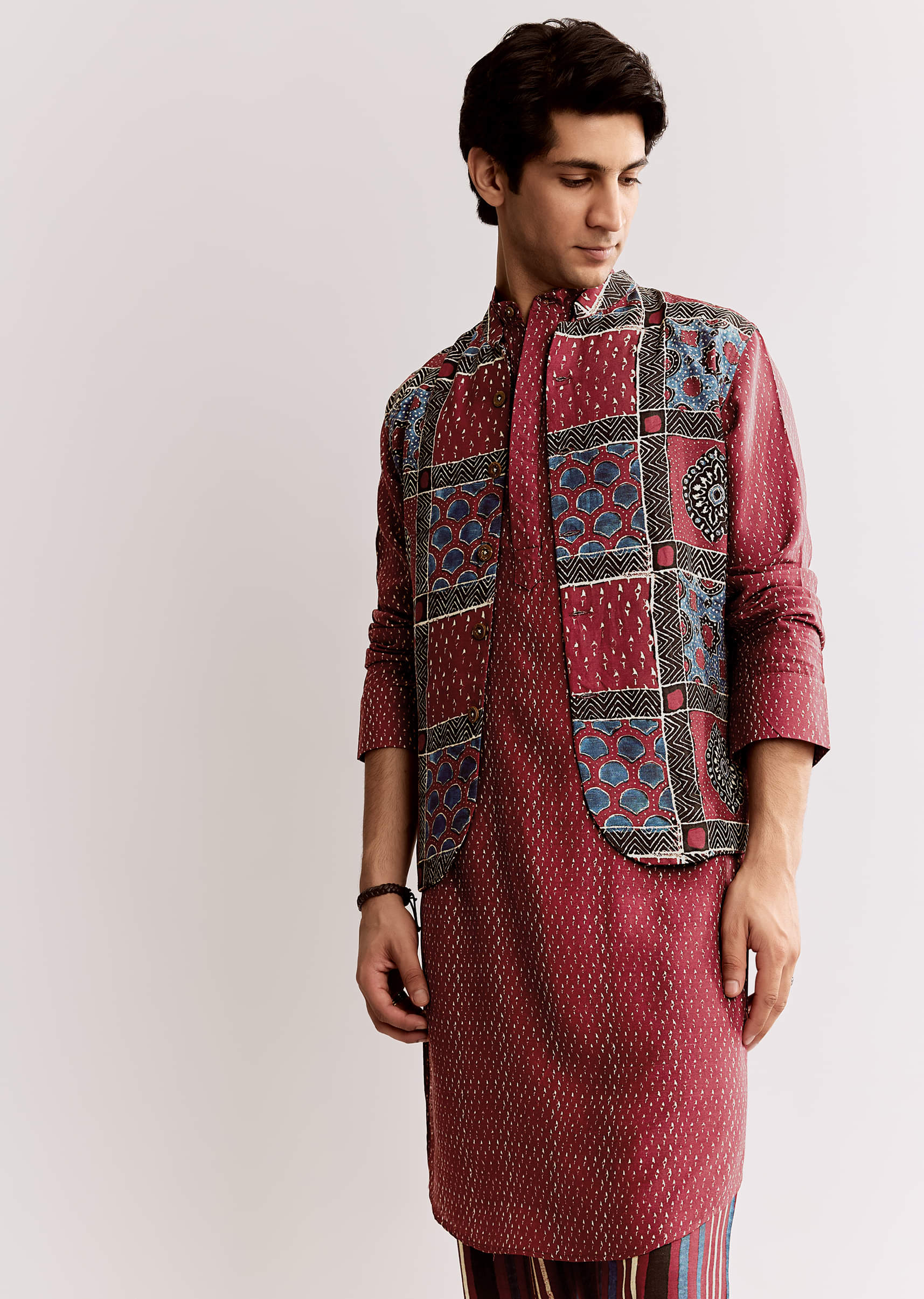 red-linen-kurta-jacket-set-with-ajrakh-print-sg318167-1_0518cf21-7558-4143-bc01-fb0b5cb934fc.jpg