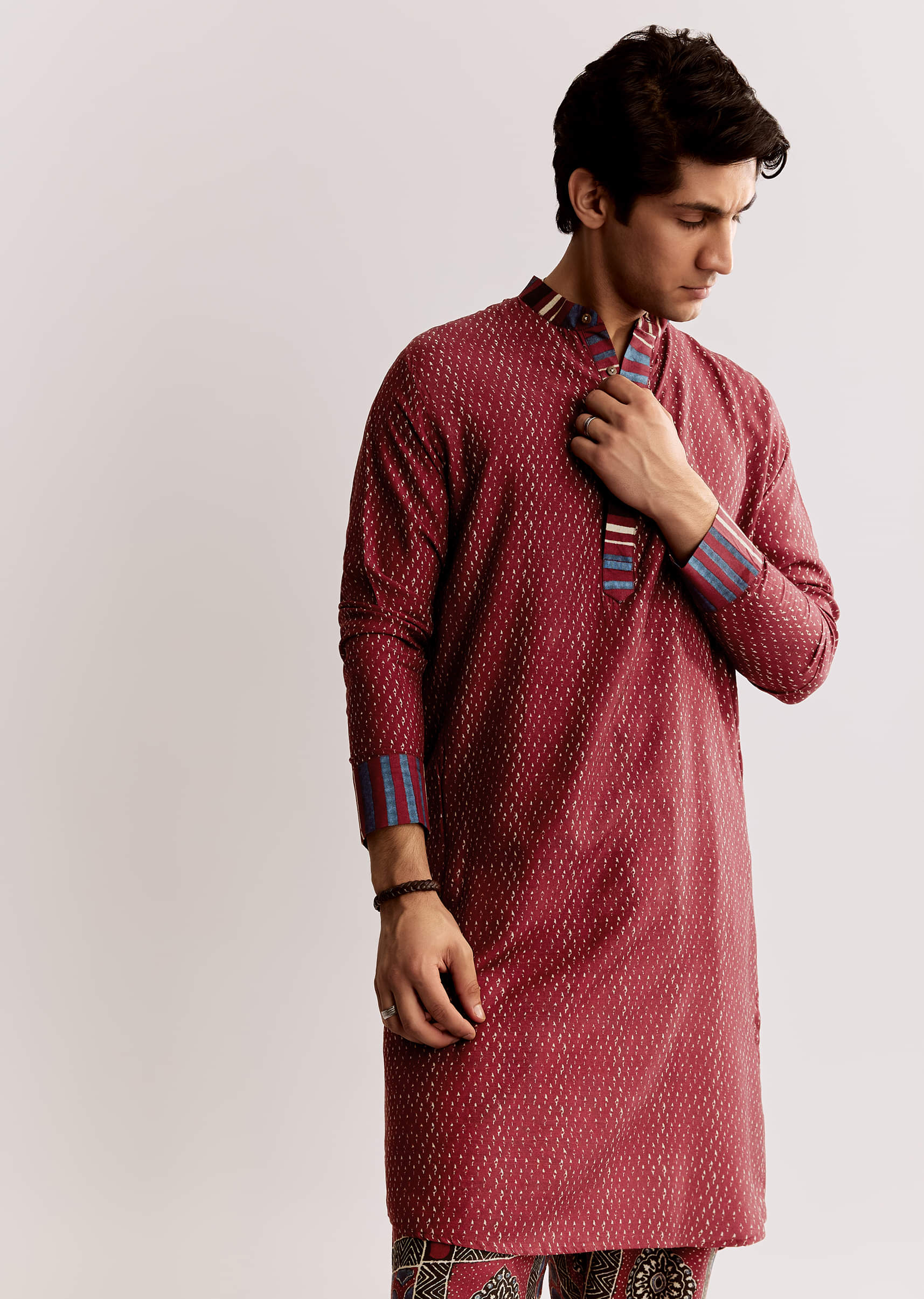 red-linen-kurta-set-with-ajrakh-print-sg318207-1_273589e6-3297-41b1-8475-3390b46003a5.jpg