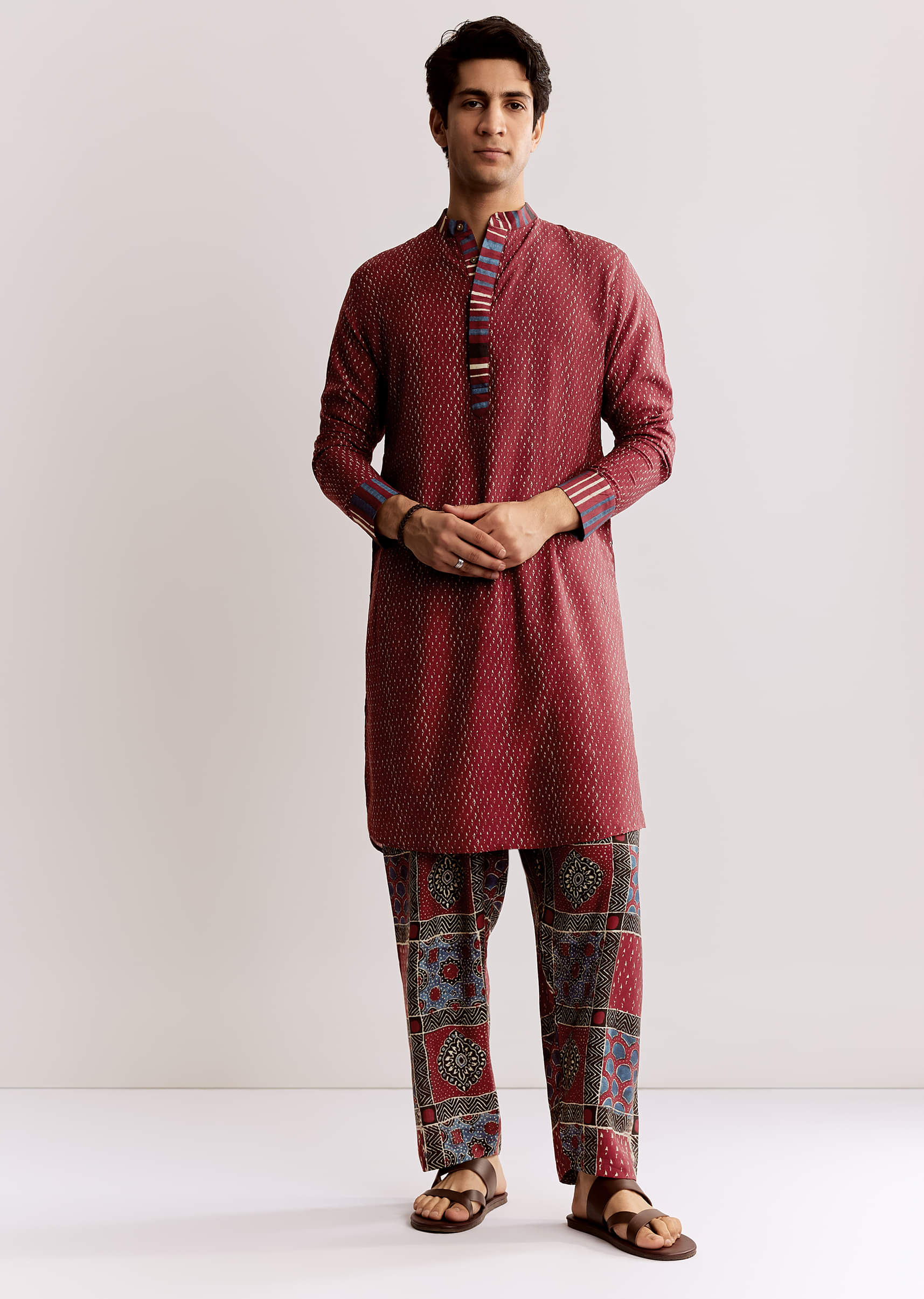red-linen-kurta-set-with-ajrakh-print-sg318207-4_8642cb38-c7ec-4e57-8296-6c2845164a11.jpg