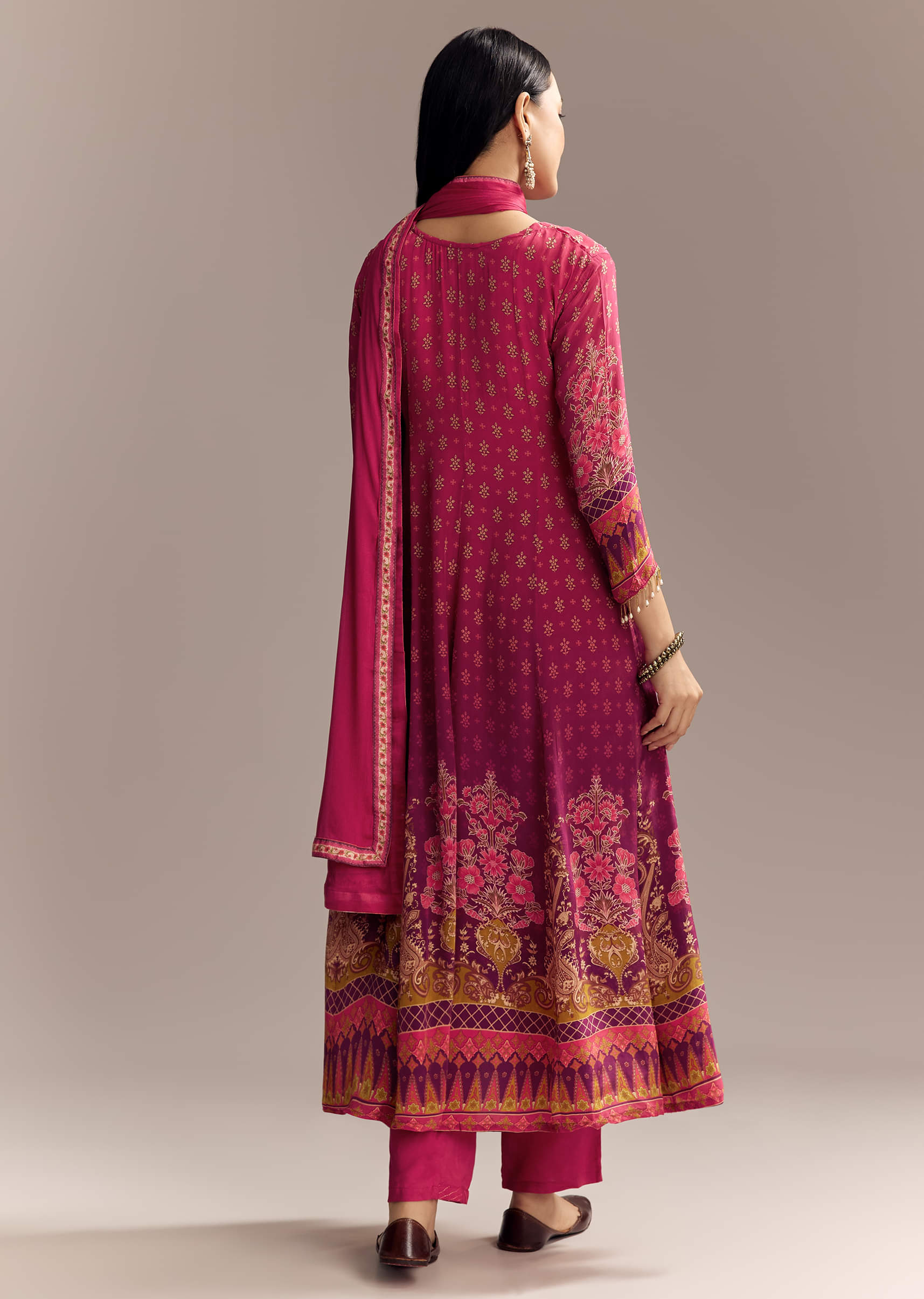 red-ombre-crepe-printed-anarkali-suit-with-embroidery-and-tassels-sg353422-5.jpg