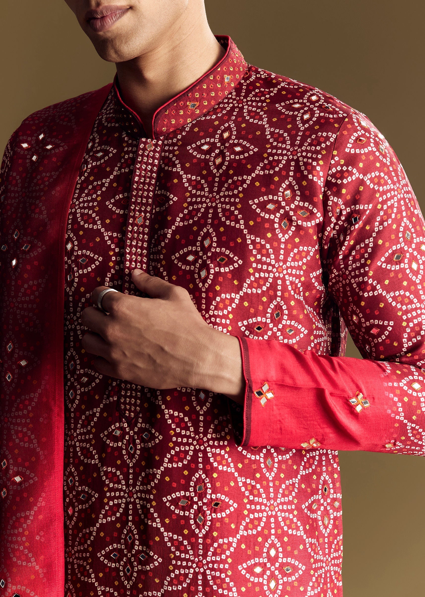 red-ombre-kurta-set-with-detailed-mirror-work-sg329438-2_9c2788ac-9595-4a09-9835-969486d125a5.jpg