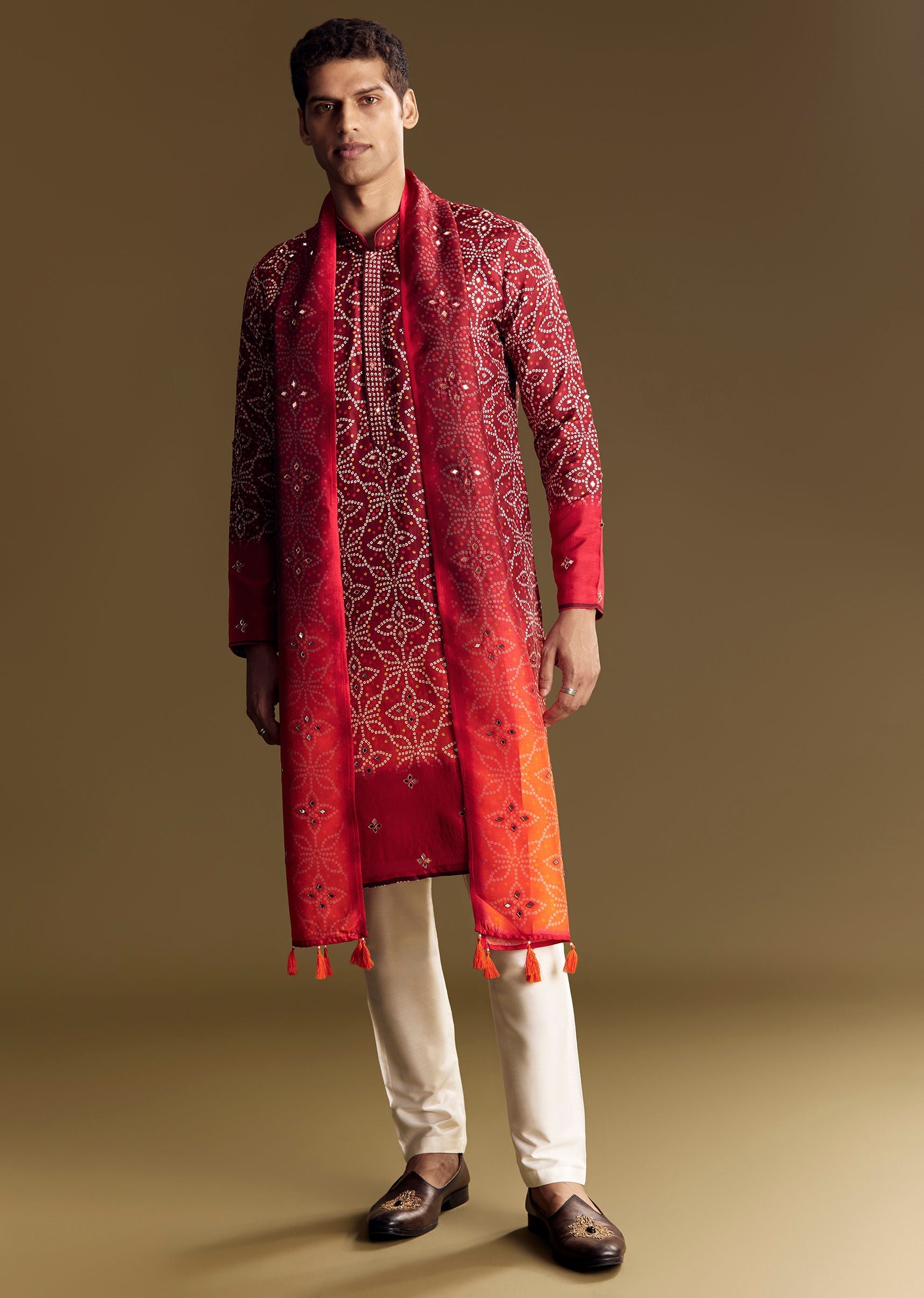 red-ombre-kurta-set-with-detailed-mirror-work-sg329438-3_86c7e0ee-04c3-4302-84ea-211420530771.jpg
