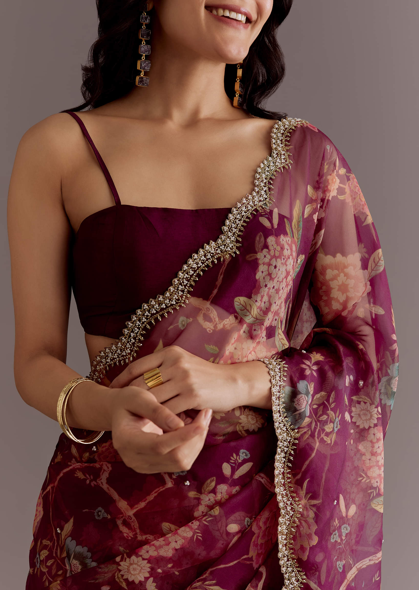 red-organza-saree-with-floral-print-and-hand-embellished-border-sg297108-2_a6ae0dd2-31e4-4f49-a127-72ae774e7753.jpg