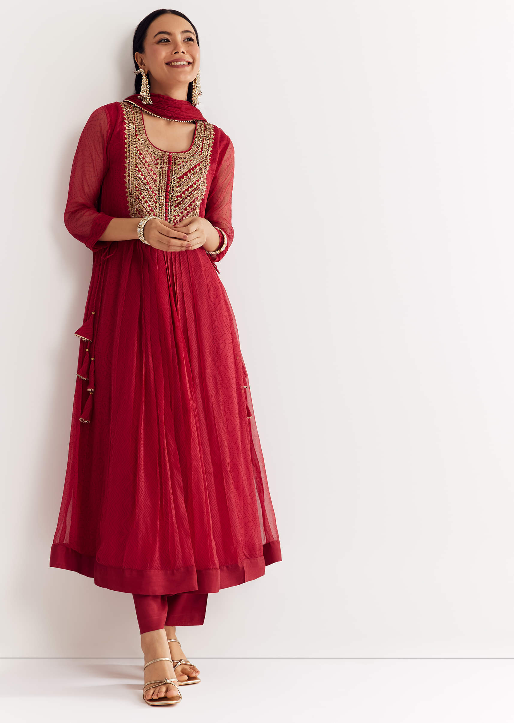 red-printed-chiffon-sequin-kurta-set-with-dupatta-sg320894-2_41965eea-fcc6-4b8d-9d27-4c465834f3ca.jpg