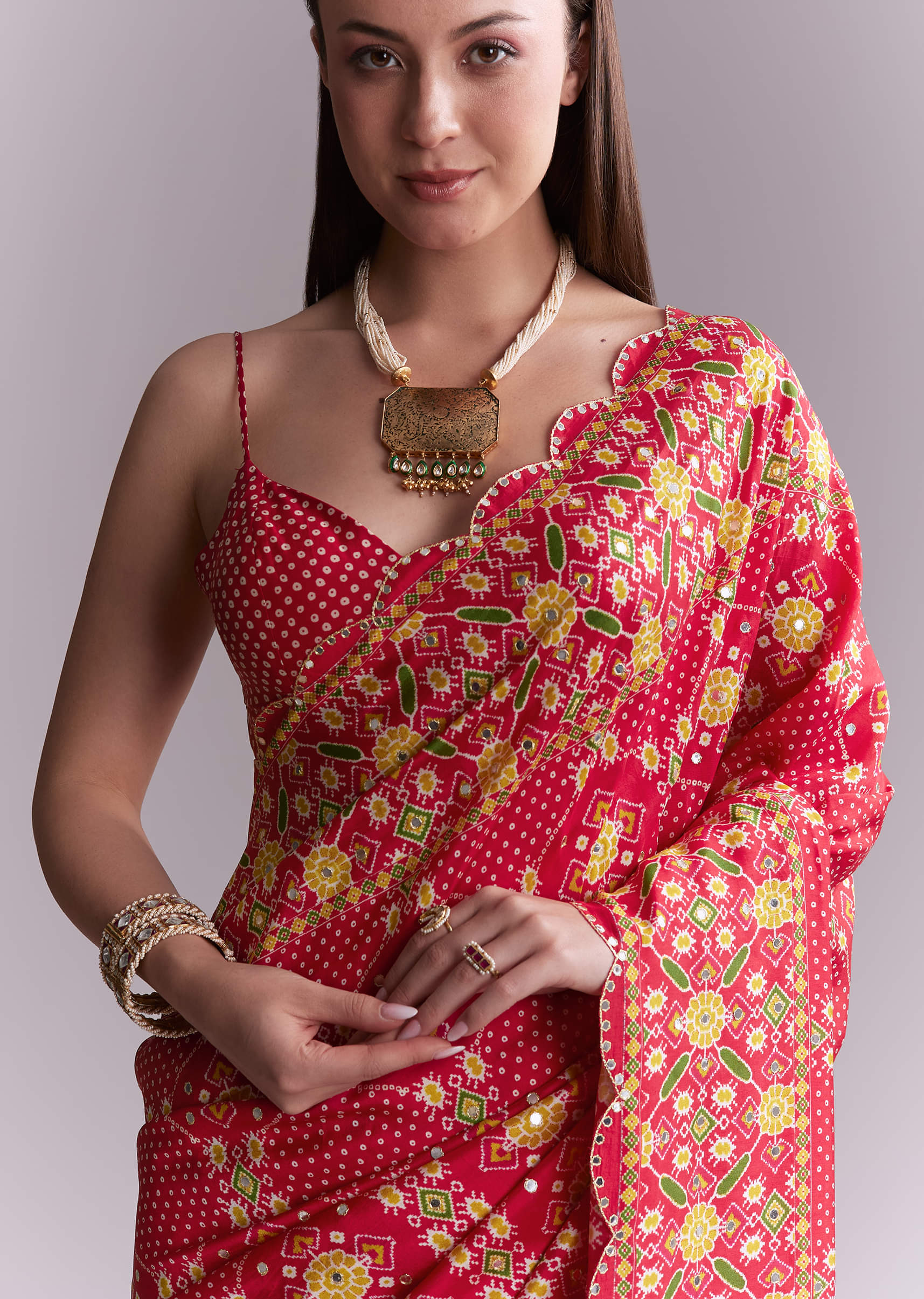 red-satin-saree-with-ikat-geometric-print-and-mirror-work-sg351942-5.jpg