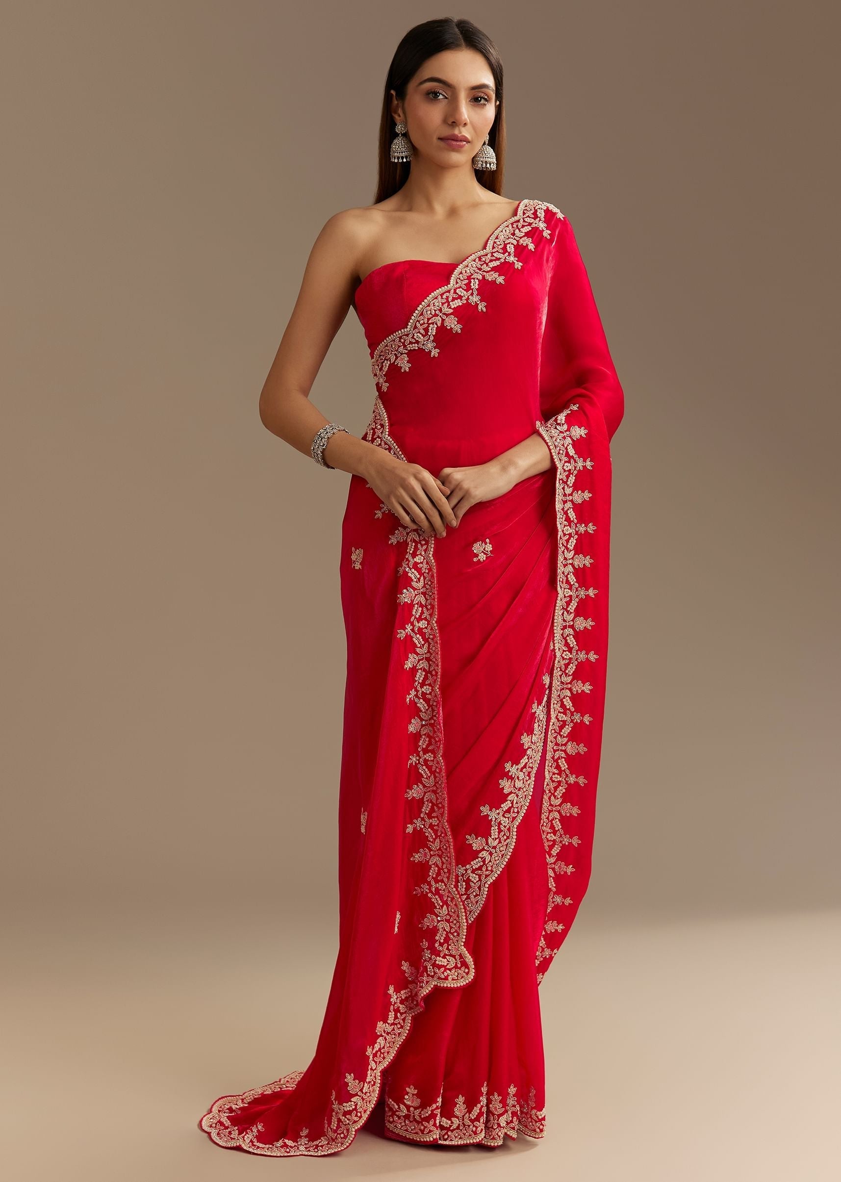 red-satin-saree-with-zardosi-embroidery-and-scallop-border-sg294654-1_2d0128f8-0832-47cd-8dca-cb9c479598df.jpg